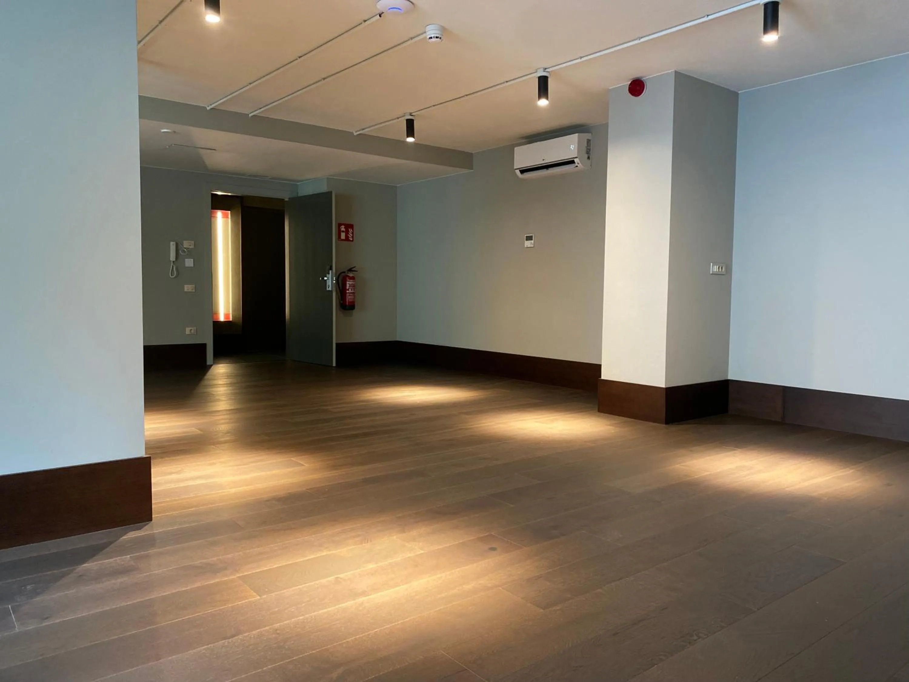 Meeting/conference room in Onix Fira