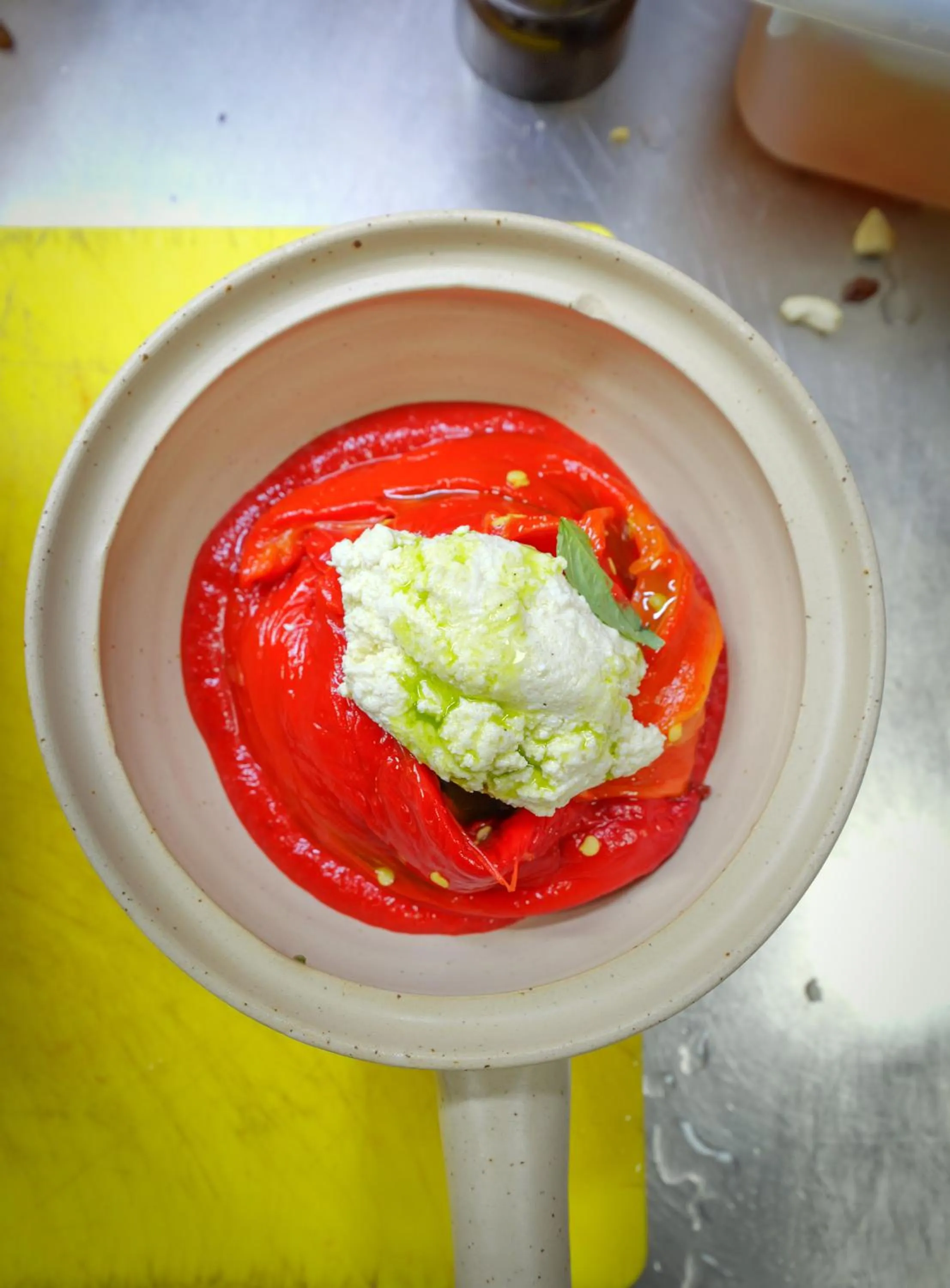 Food in Hotel Uji Ftohte Tepelene