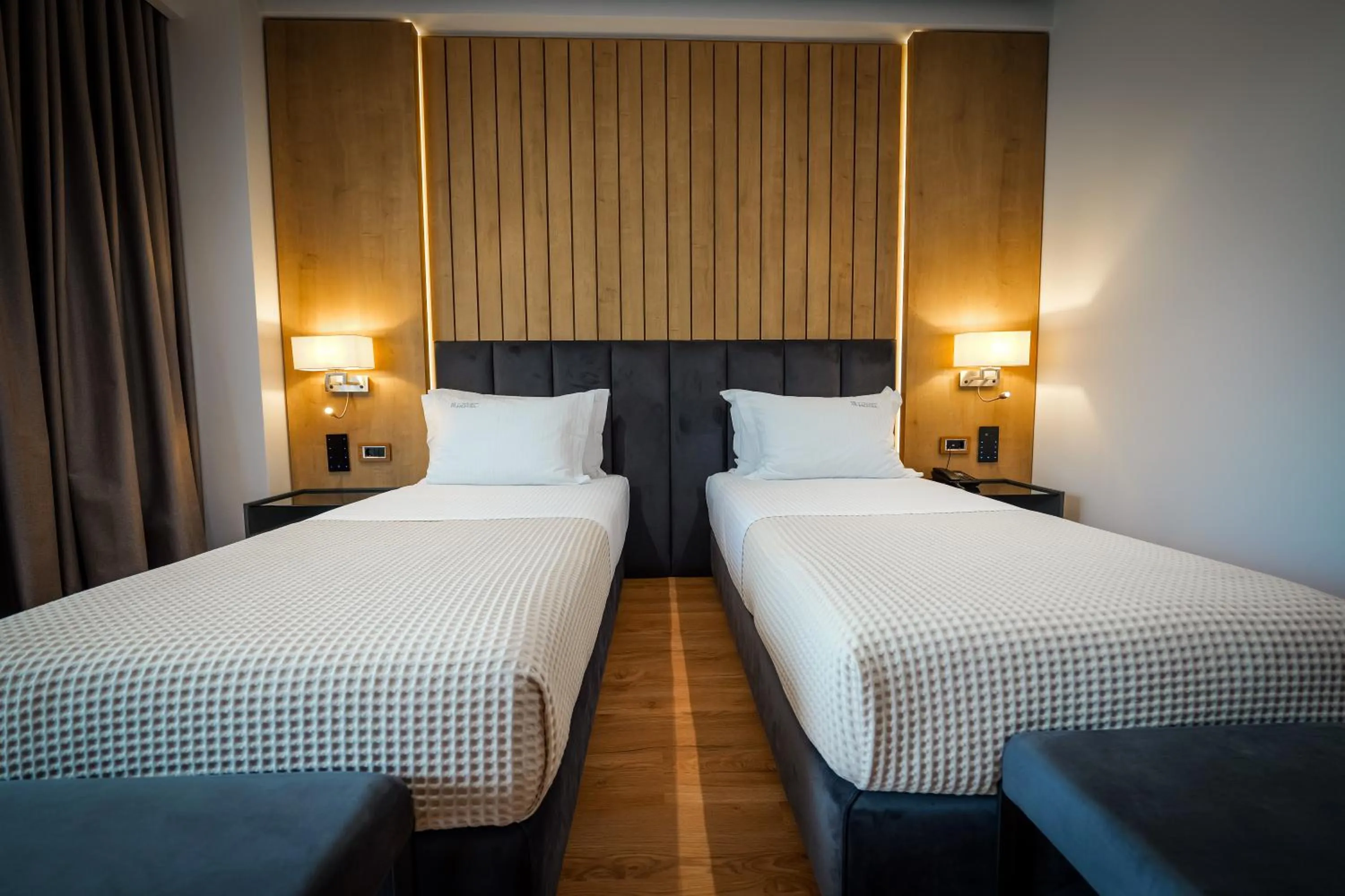 Bed in Hotel Uji Ftohte Tepelene