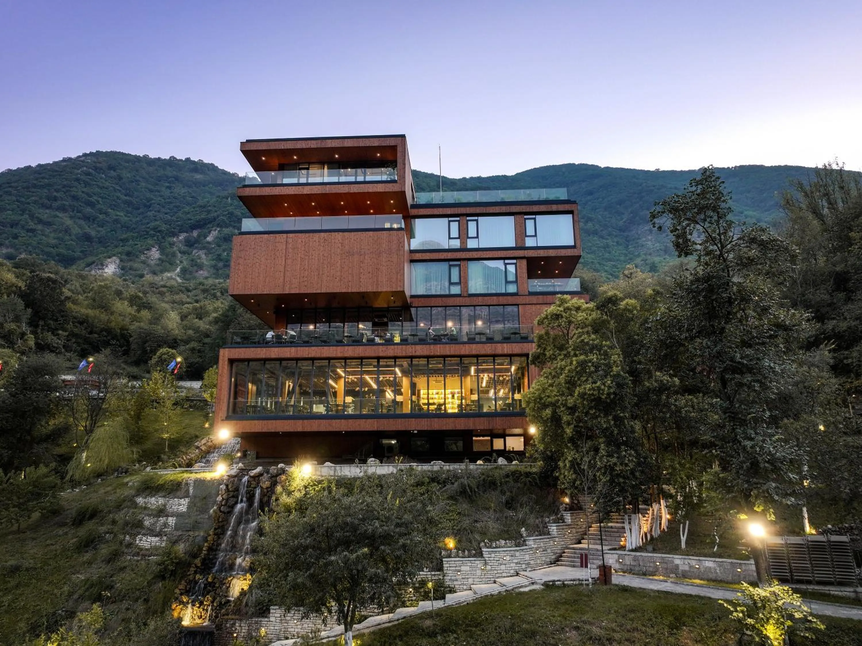 Property building in Hotel Uji Ftohte Tepelene