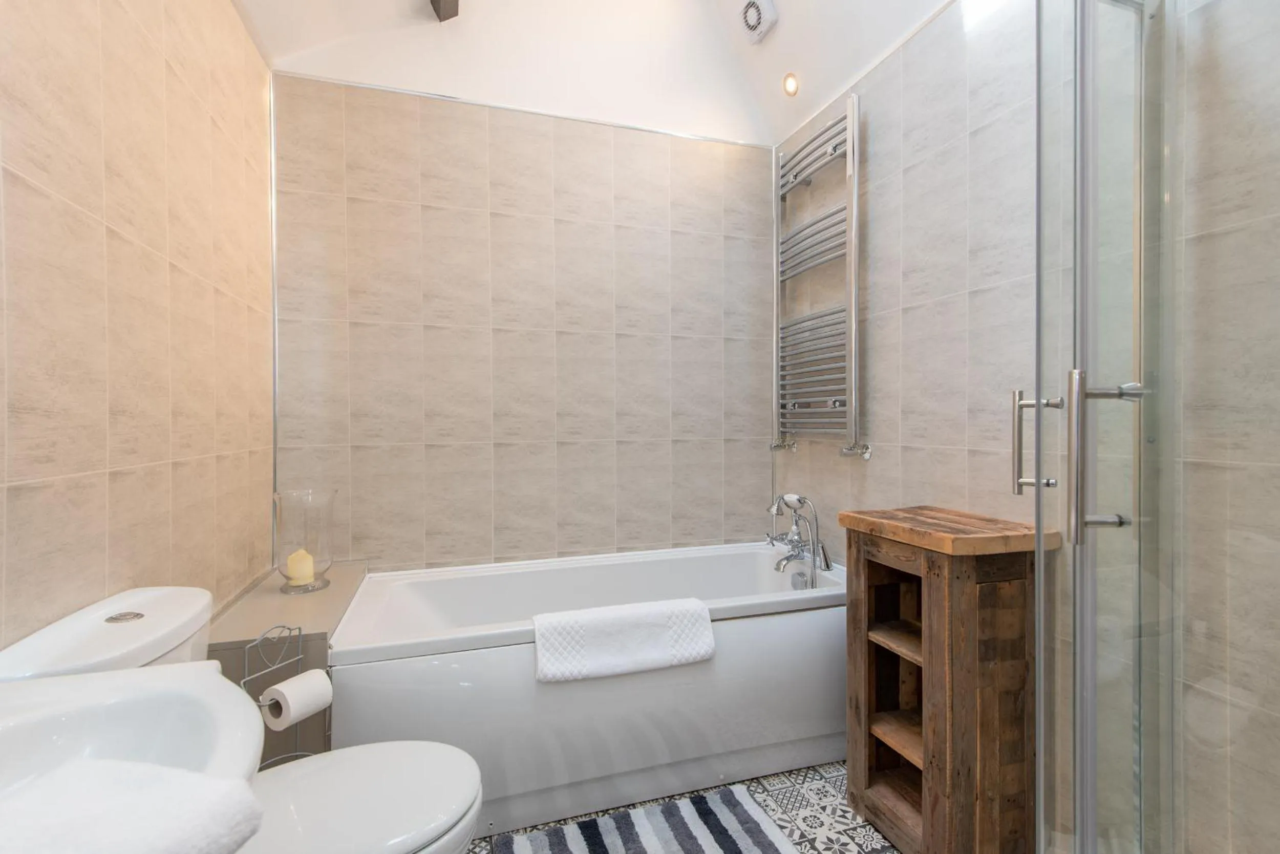 Bathroom in East Farm Cottage