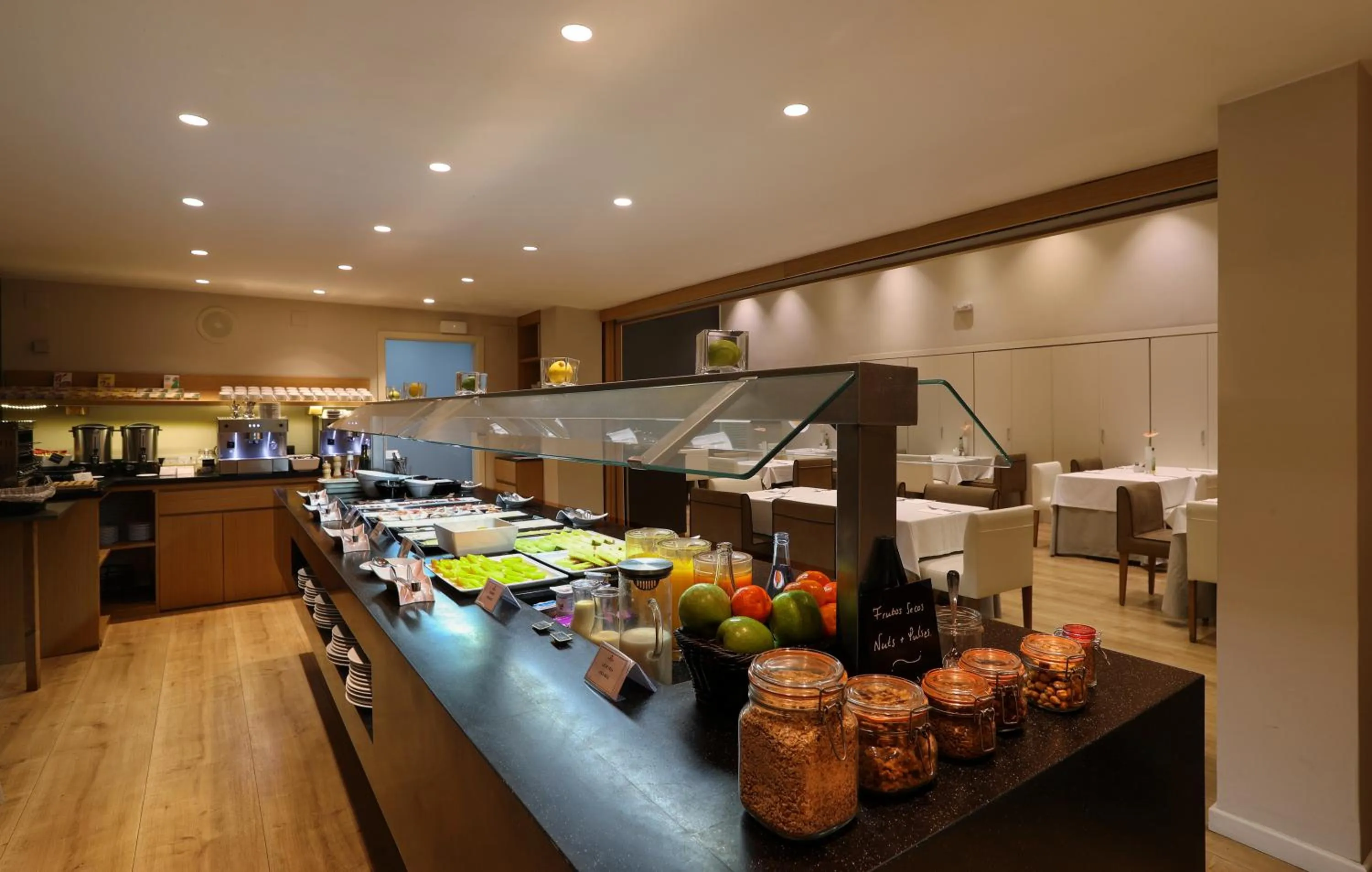 Breakfast in Guitart Grand Passage