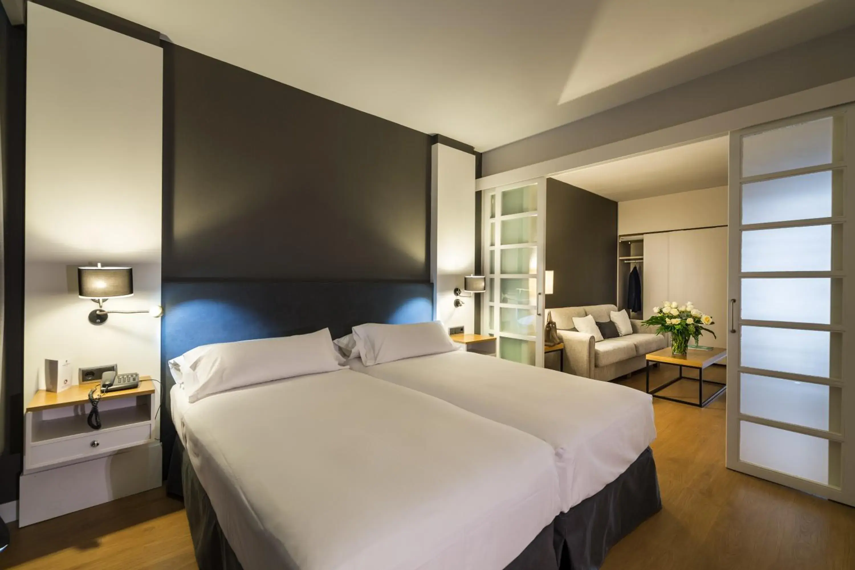 Photo of the whole room, Bed in Guitart Grand Passage Photo of the whole room, Bed in Guitart Grand Passage