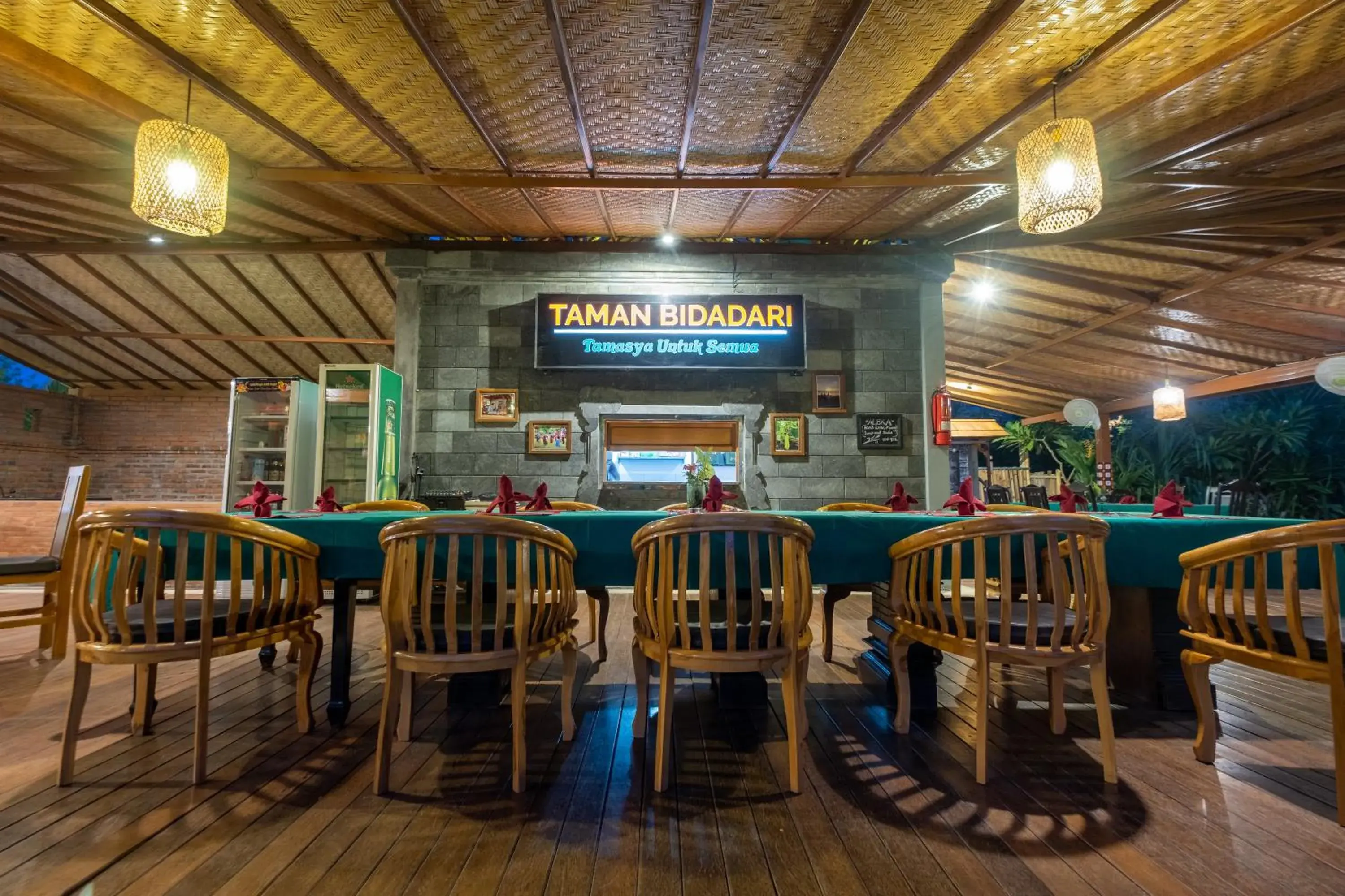 Restaurant/places to eat in Taman Bidadari Eco Wellness Restaurant/places to eat in Taman Bidadari Eco Wellness