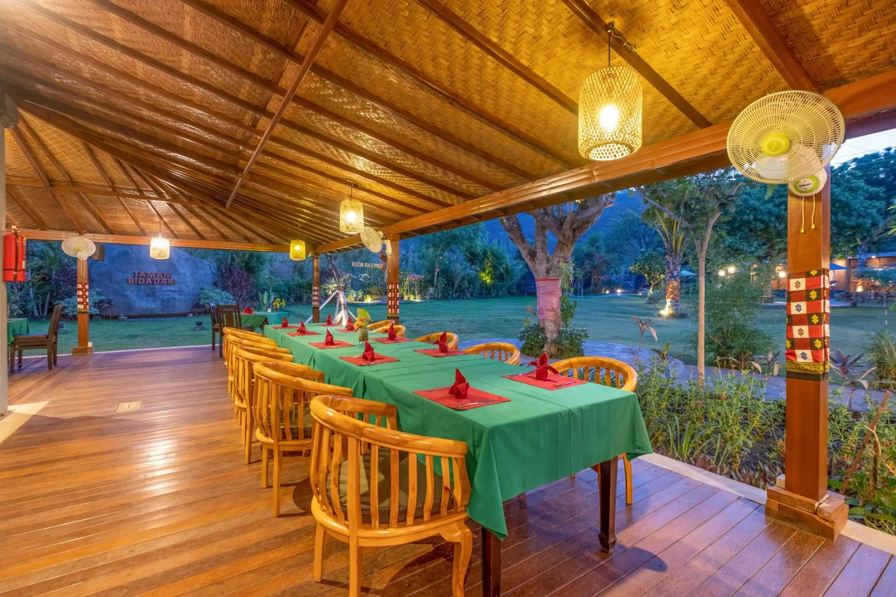 Restaurant/places to eat in Taman Bidadari Eco Wellness Restaurant/places to eat in Taman Bidadari Eco Wellness