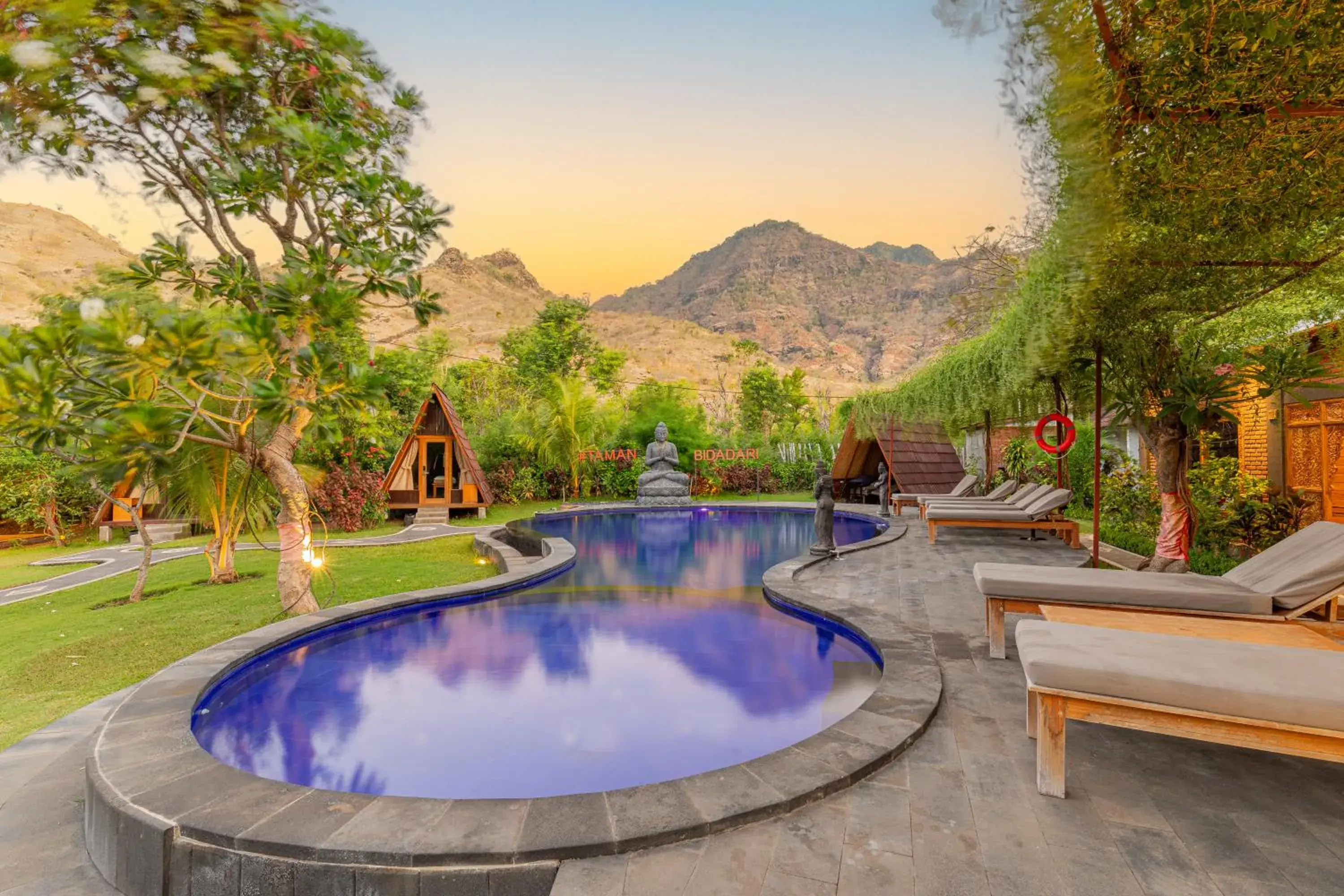 Swimming pool in Taman Bidadari Eco Wellness Swimming pool in Taman Bidadari Eco Wellness