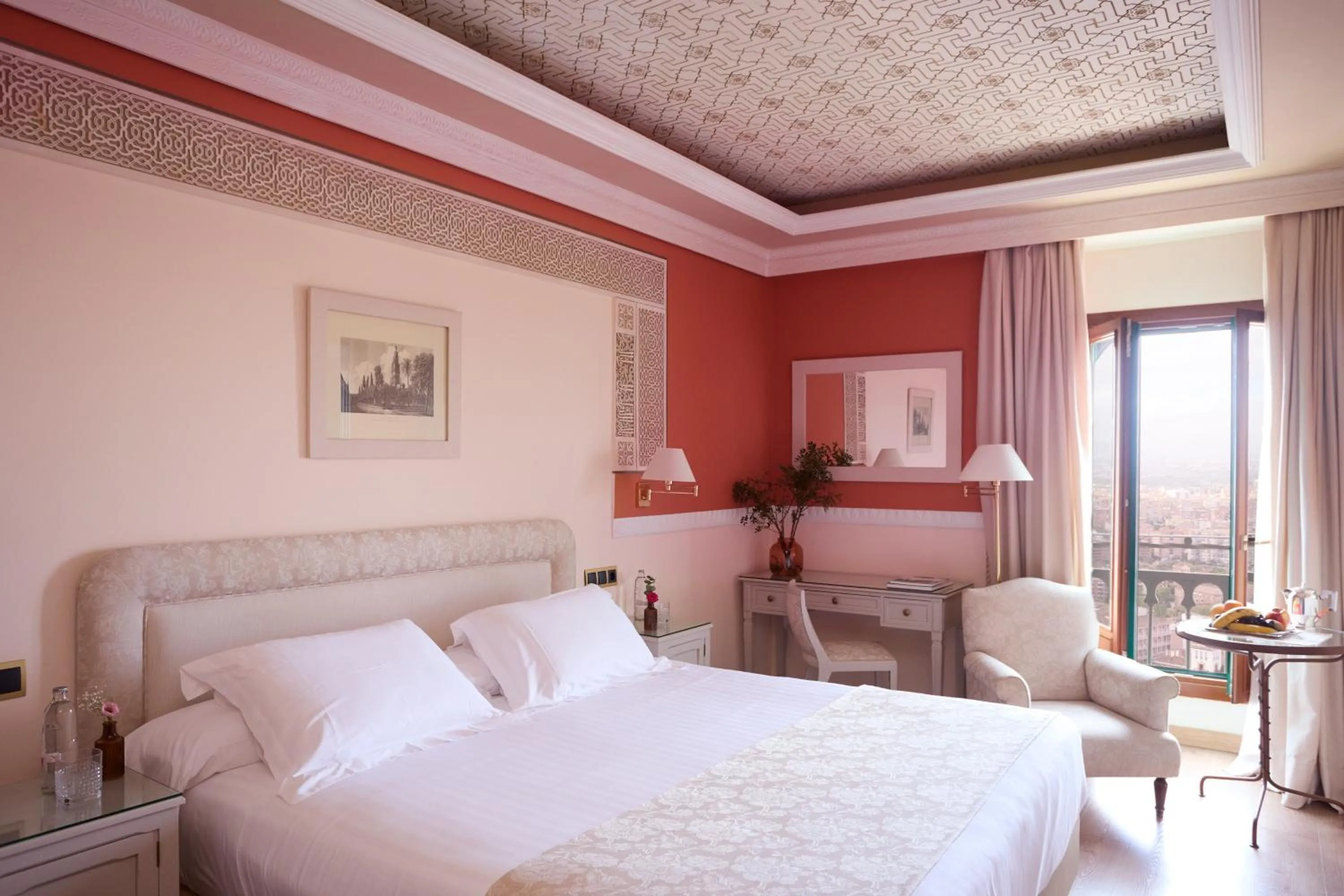 Other, Bed in Alhambra Palace Hotel