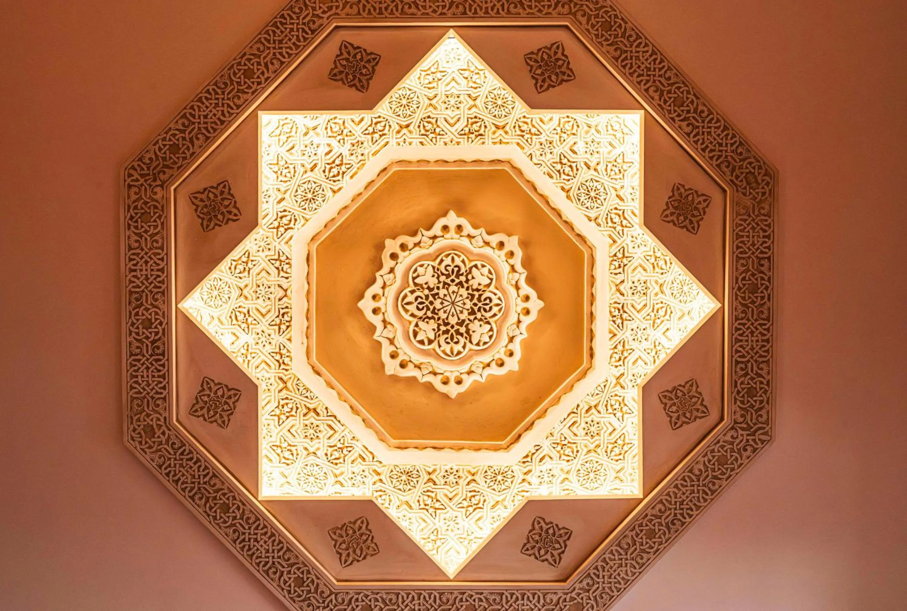Decorative detail in Alhambra Palace Hotel