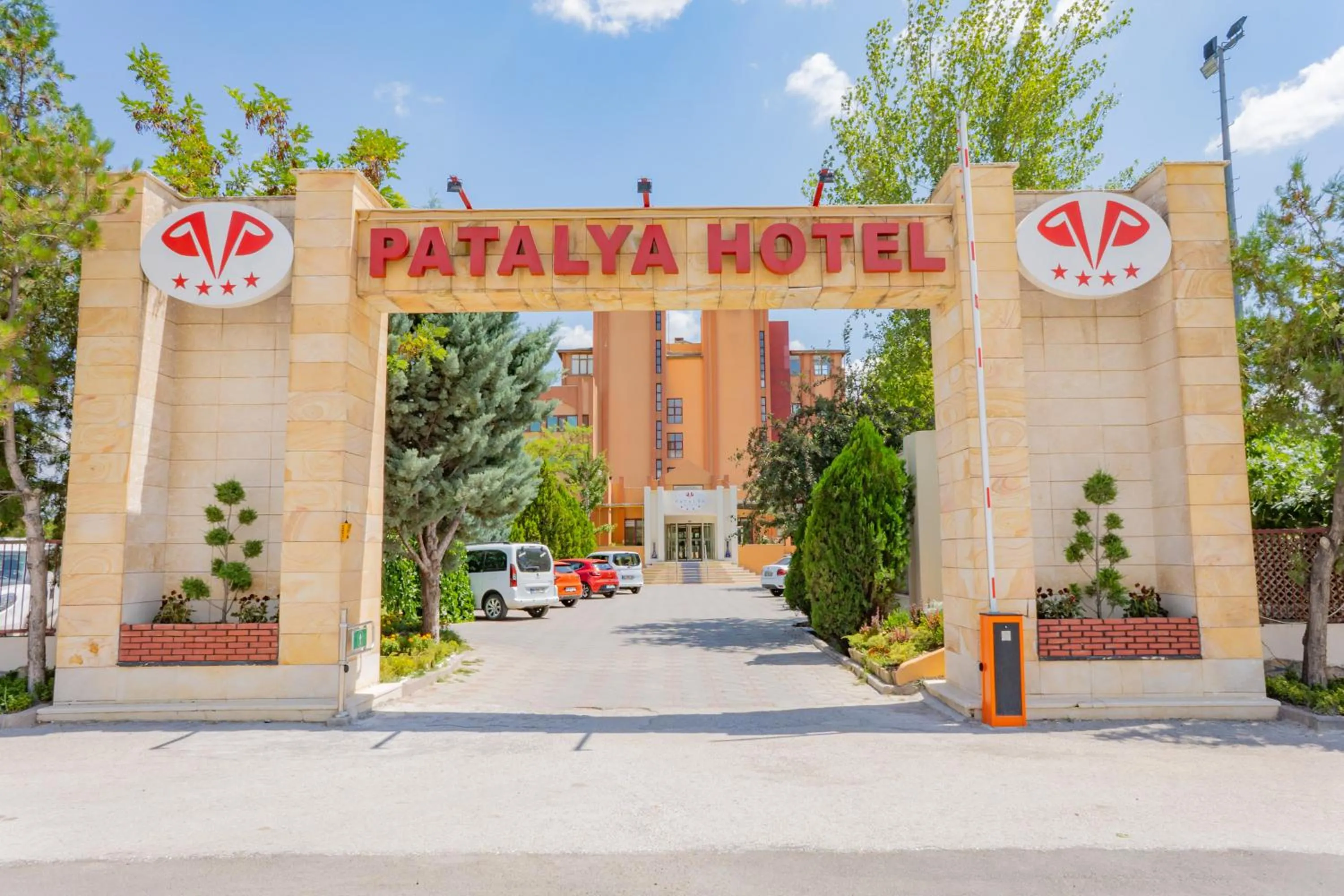 Property building in Patalya Lakeside Resort Hotel