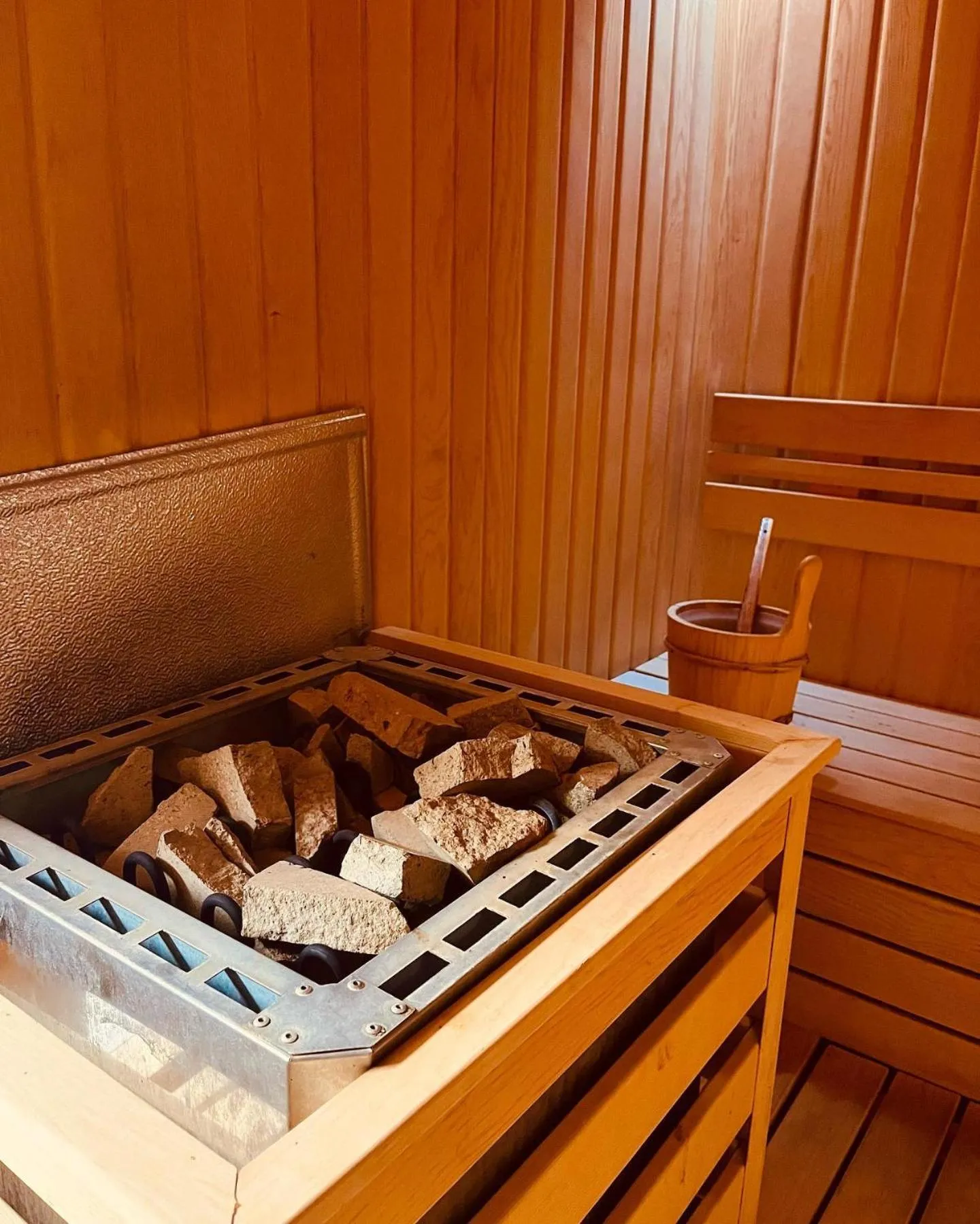Sauna in Patalya Lakeside Resort Hotel