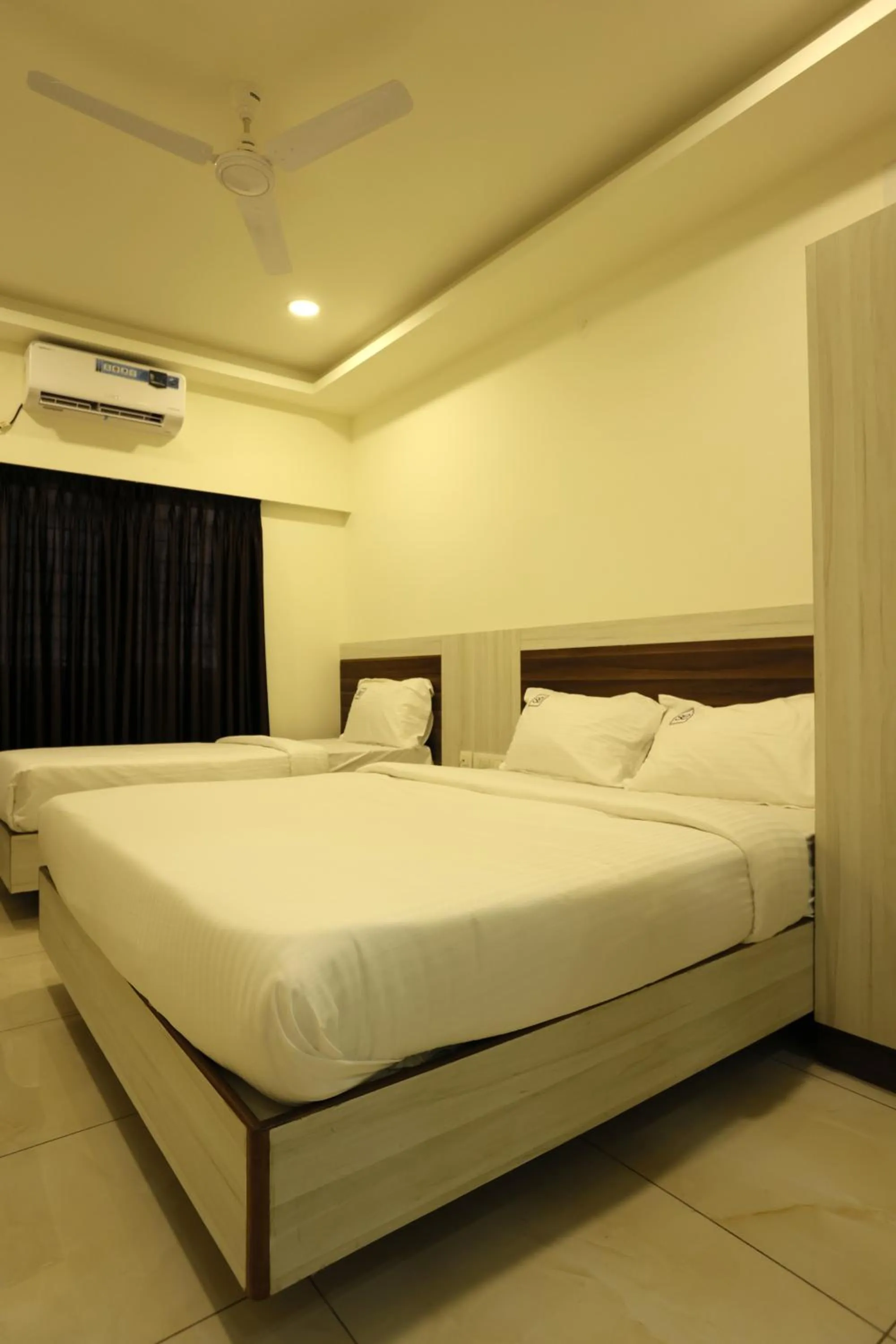 Bedroom, Bed in Hotel Sigma Suites