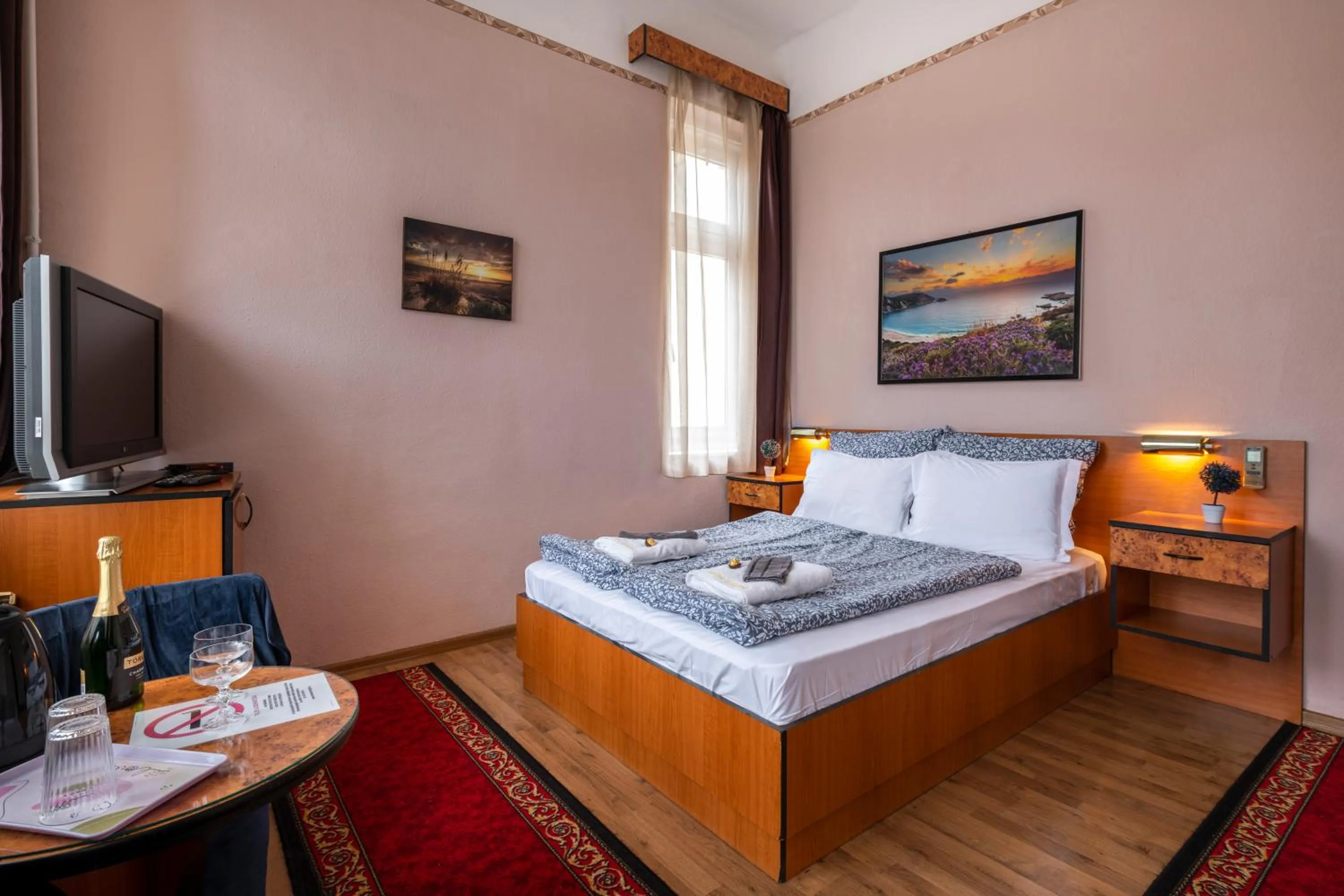 Photo of the whole room in Hotel Kristal Gellért Hill