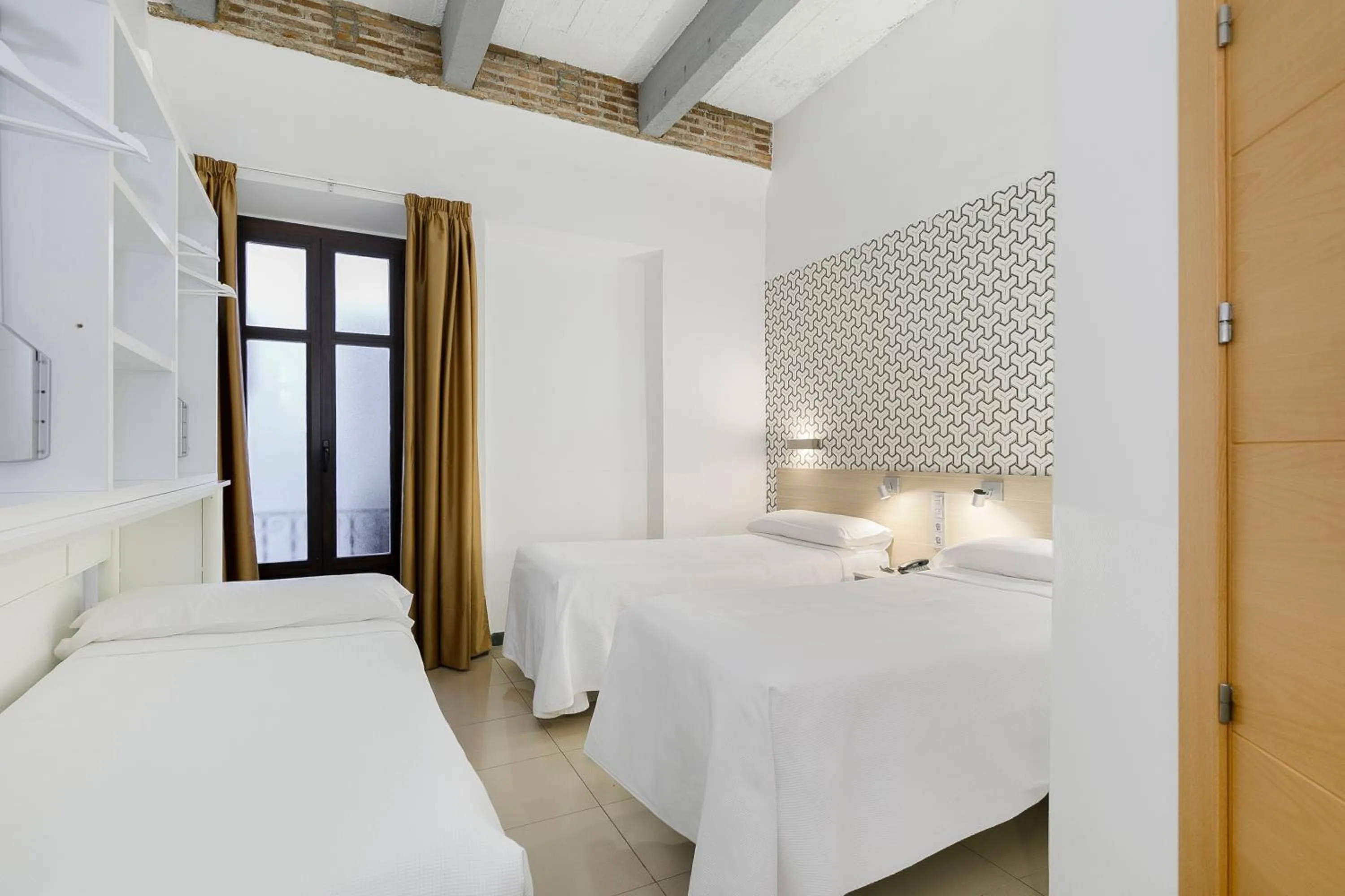 Other, Bed in Atenas Granada