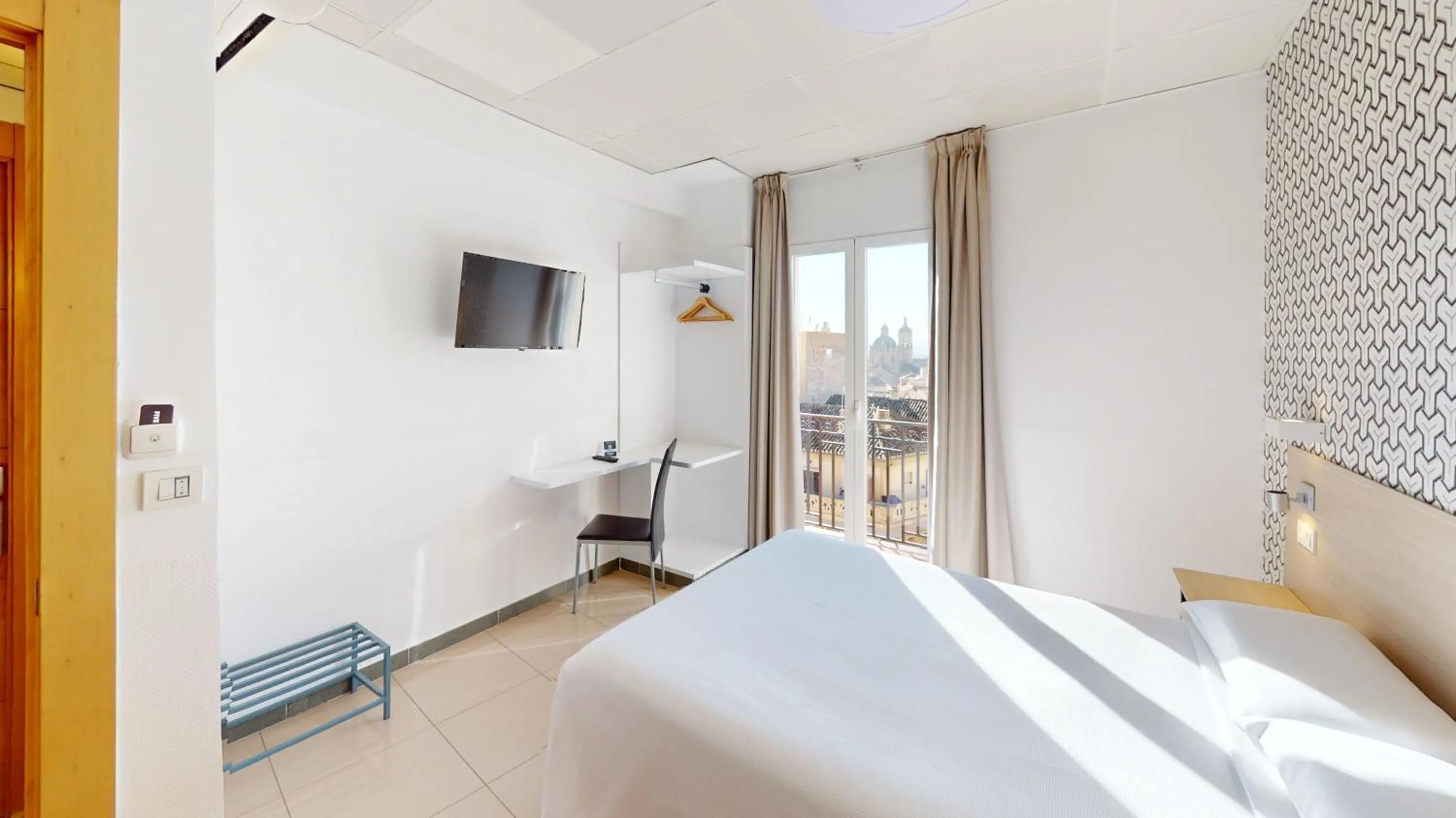 Other, Bed in Atenas Granada