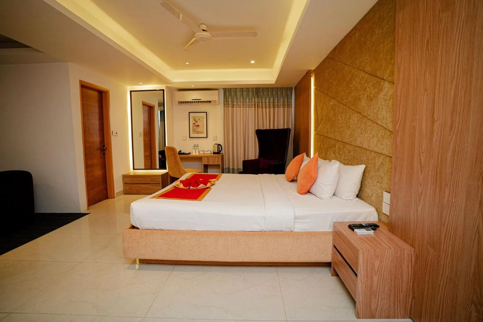 Bed in Royal Raj Hotel