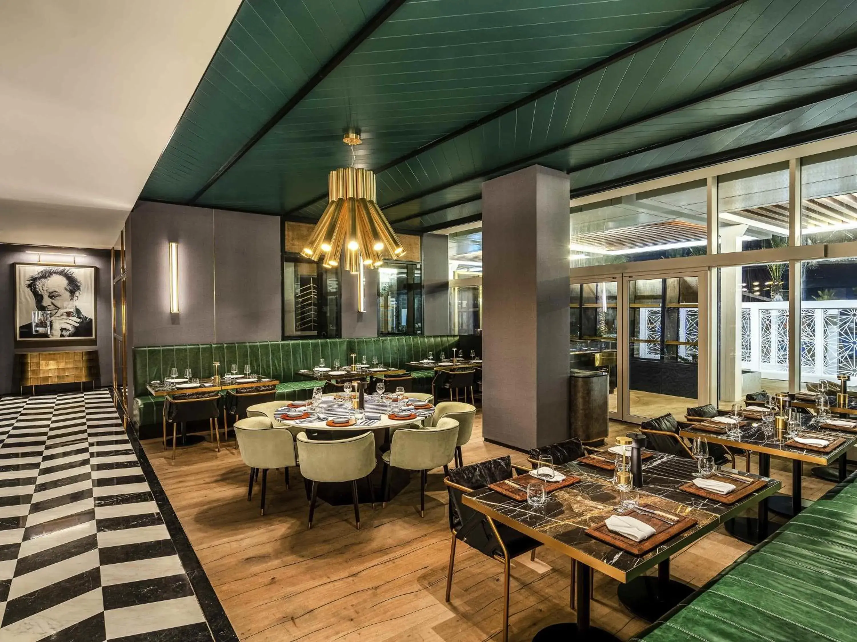 Restaurant/places to eat in Rixos Gulf Hotel Doha Restaurant/places to eat in Rixos Gulf Hotel Doha