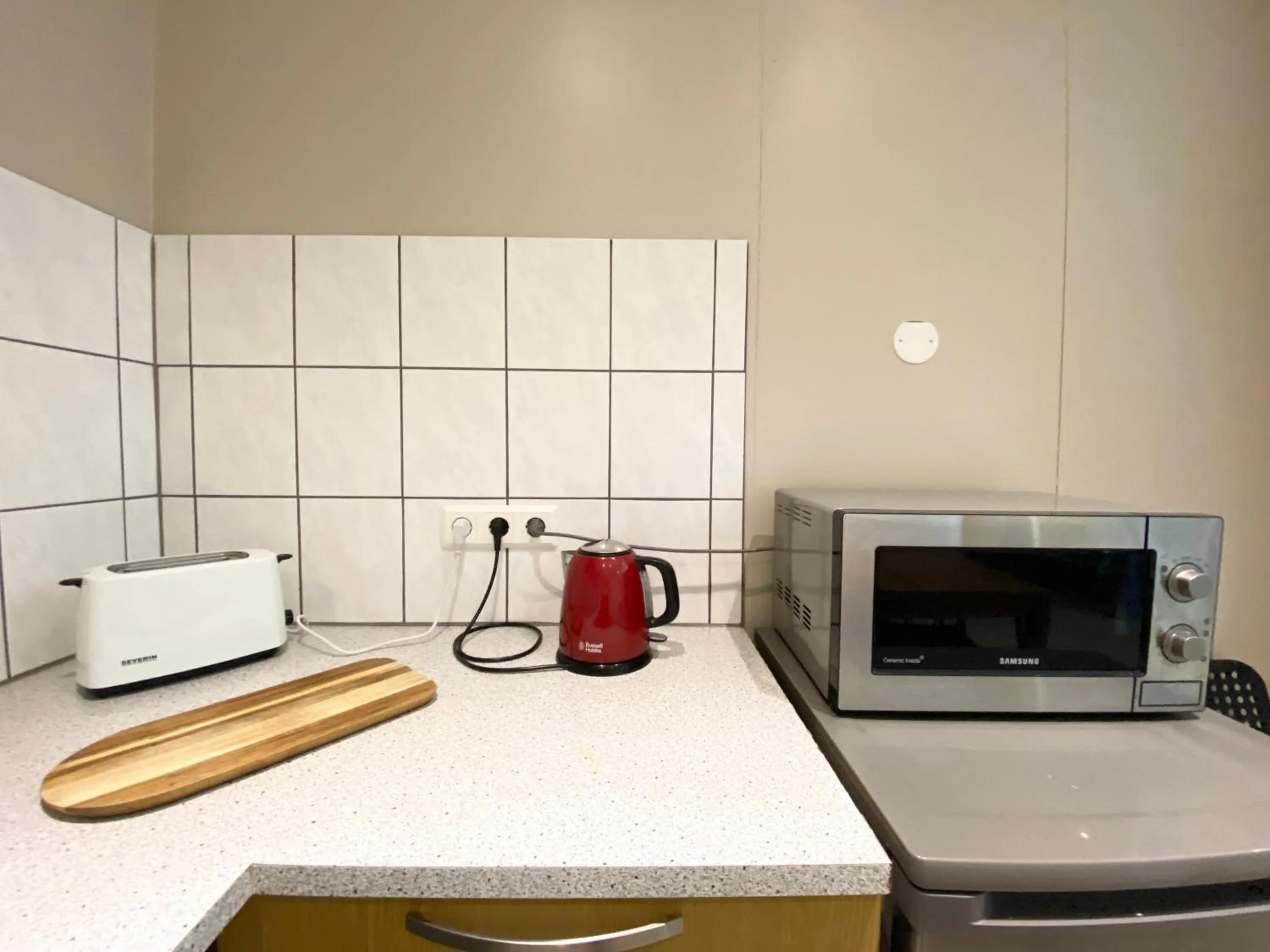 Coffee/tea facilities in Studio Apartments