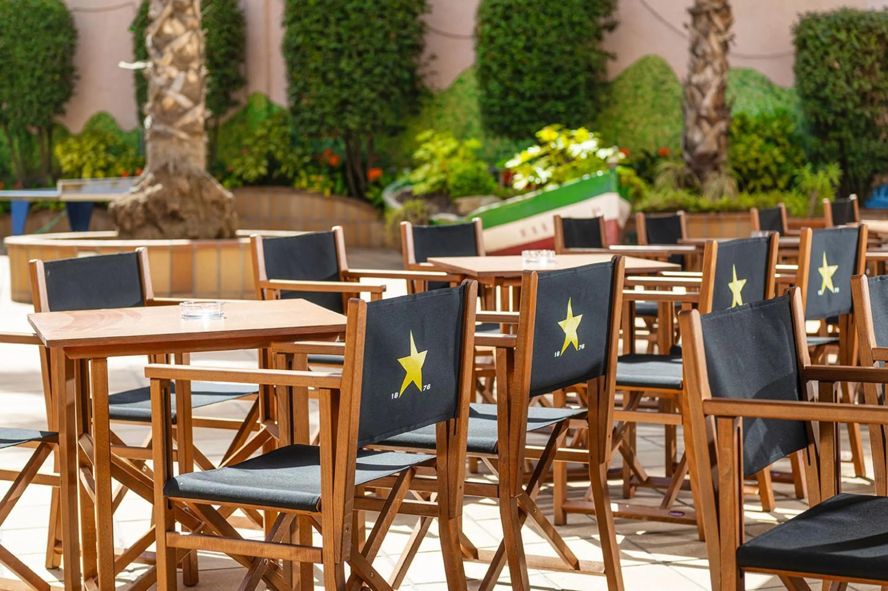 Lounge or bar in Hotel Guitart Rosa - Adults Only