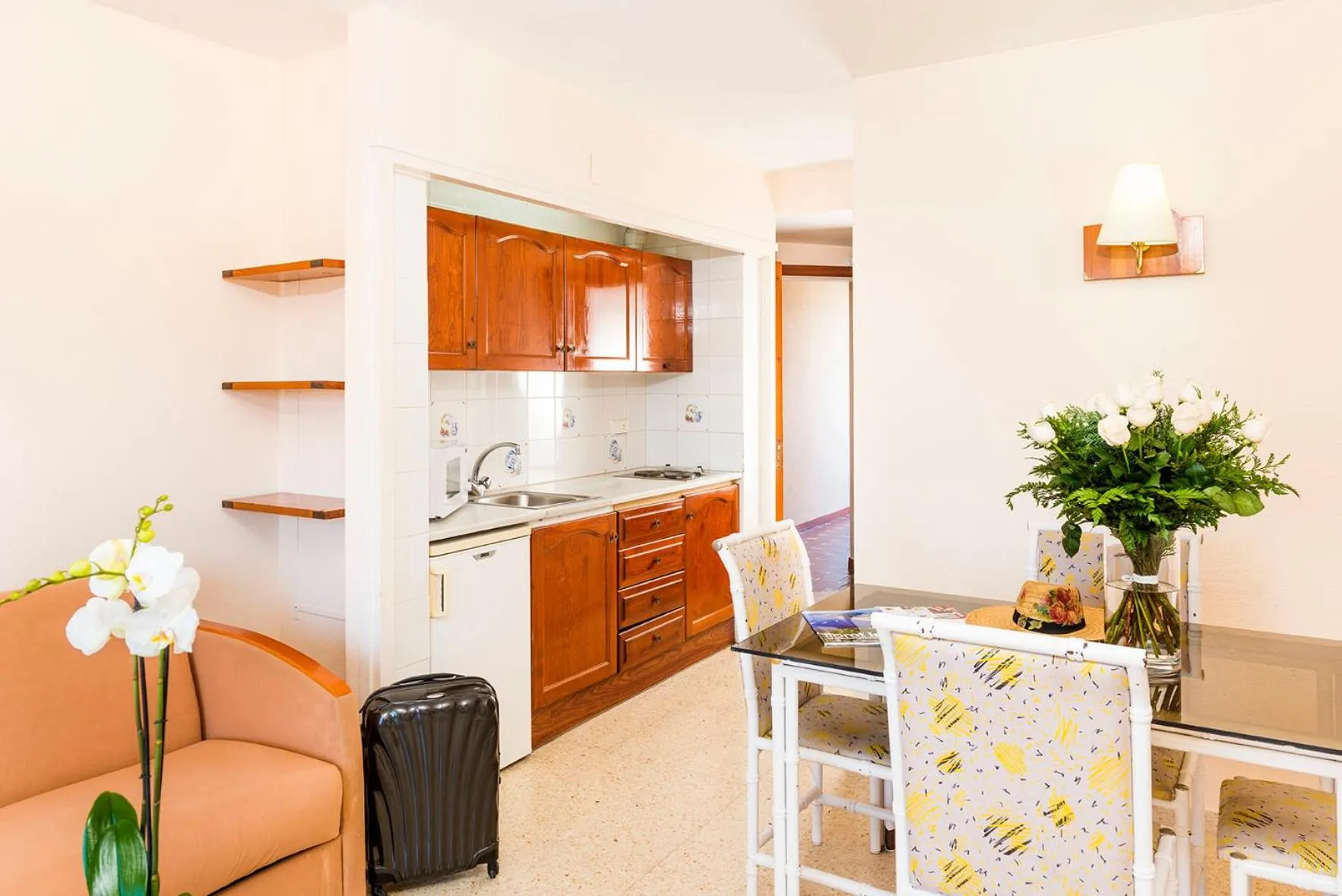 Kitchen or kitchenette in Apartamentos Guitart