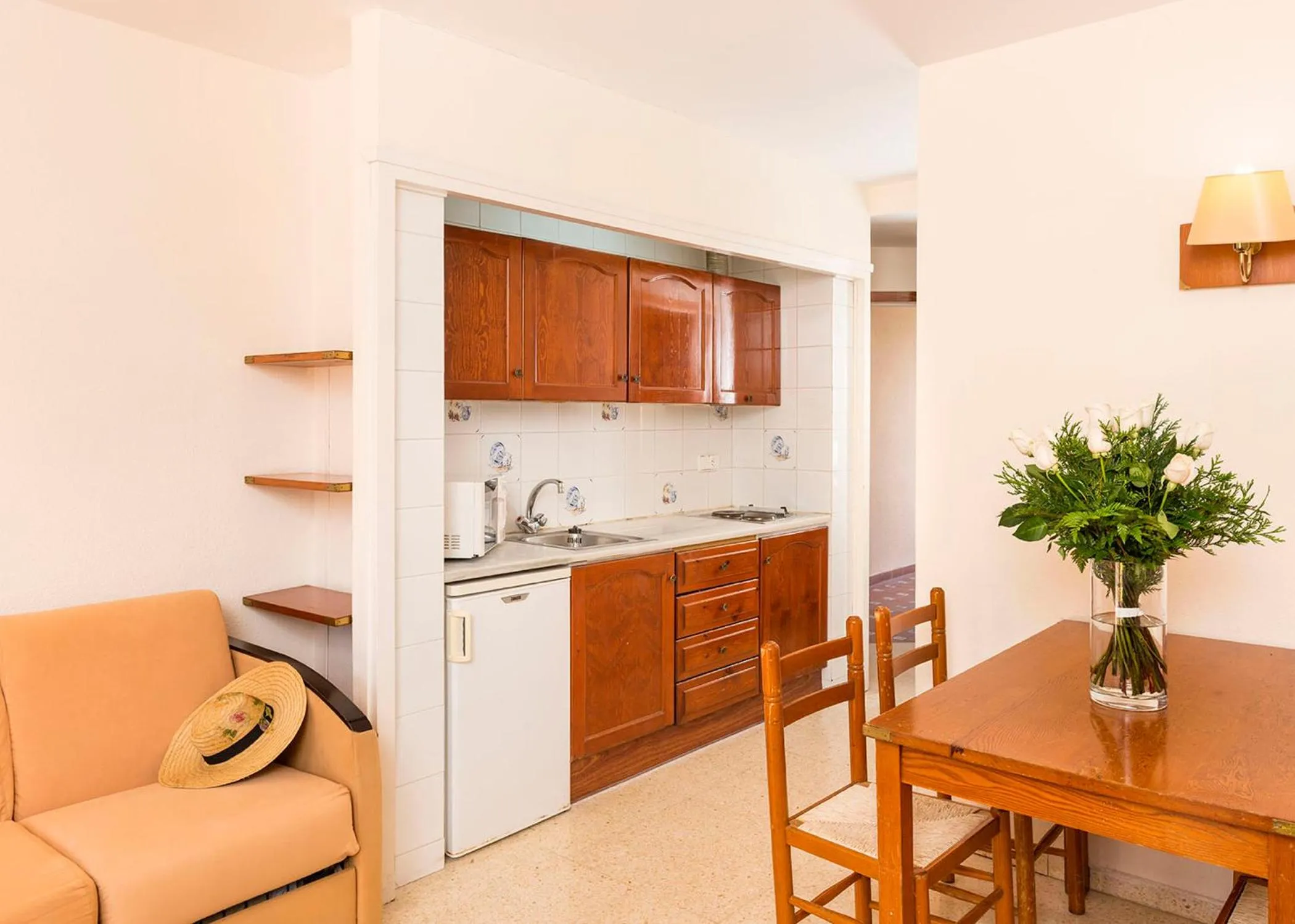 Kitchen or kitchenette in Apartamentos Guitart