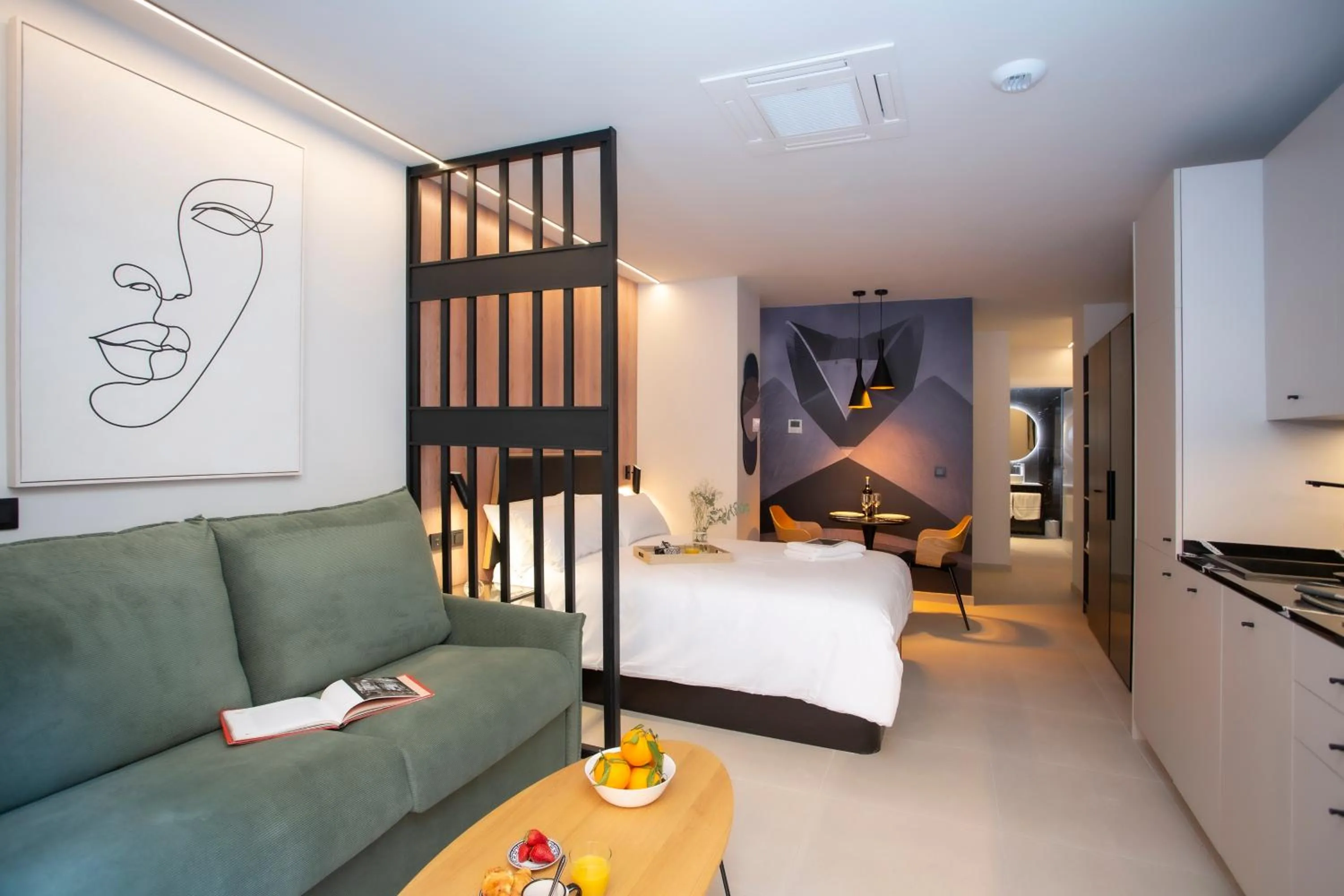 Neobeds - Stylish modern 1BR Apt Near Old Town & Steps from Turia Park