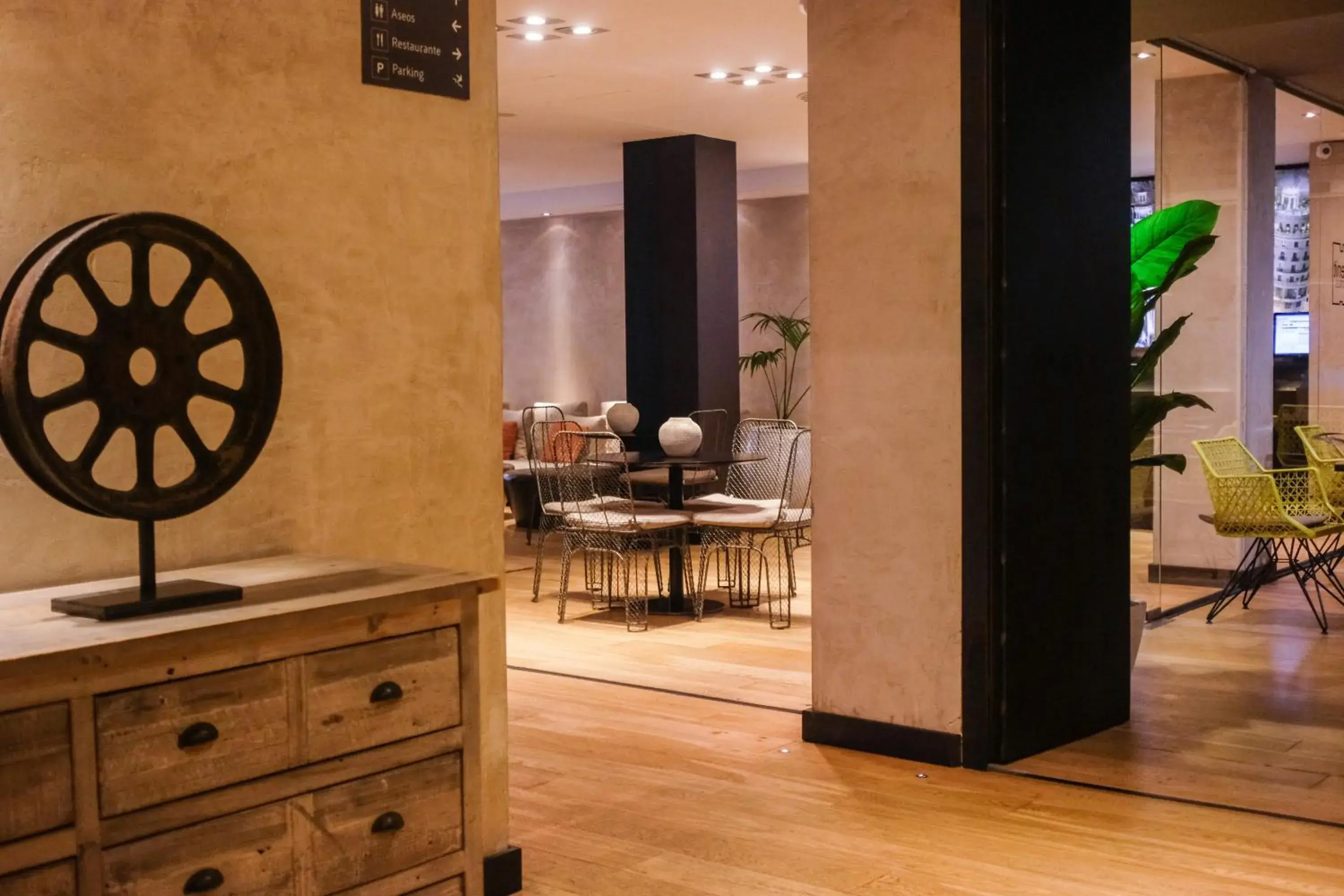 Lounge or bar in Zenit Abeba Lounge or bar in Zenit Abeba