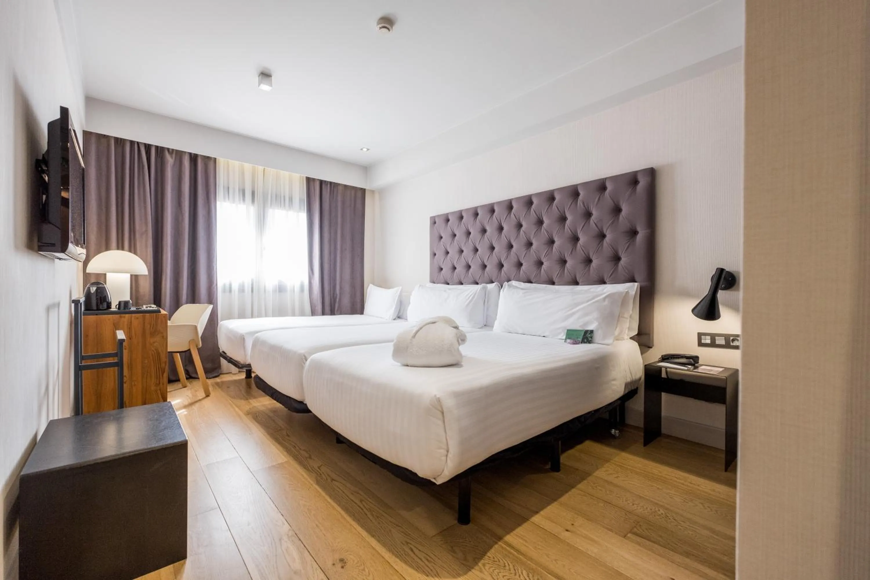 Bedroom, Bed in Zenit Abeba