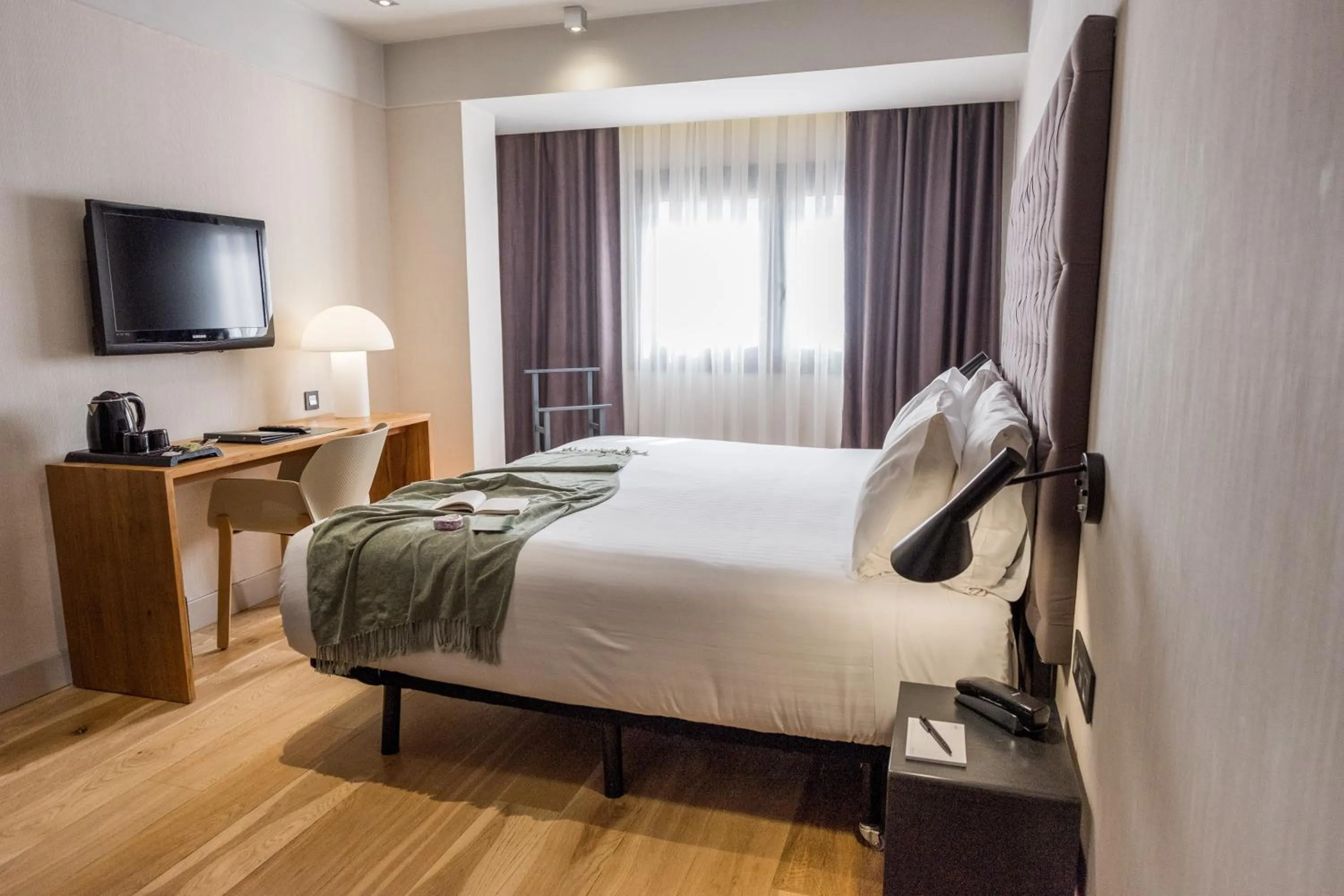 Bedroom, Bed in Zenit Abeba