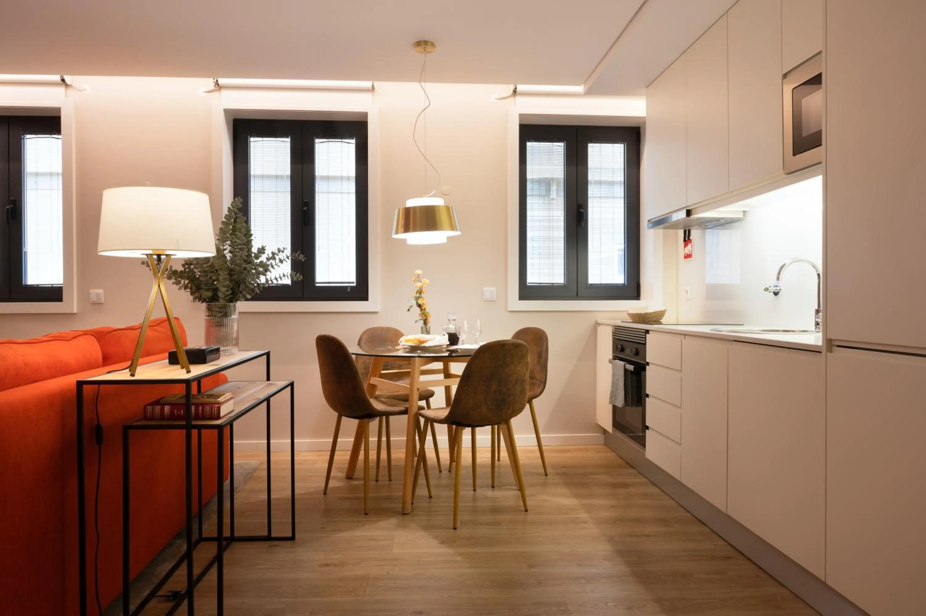 Byobu Apartment, by Bolhão Residences