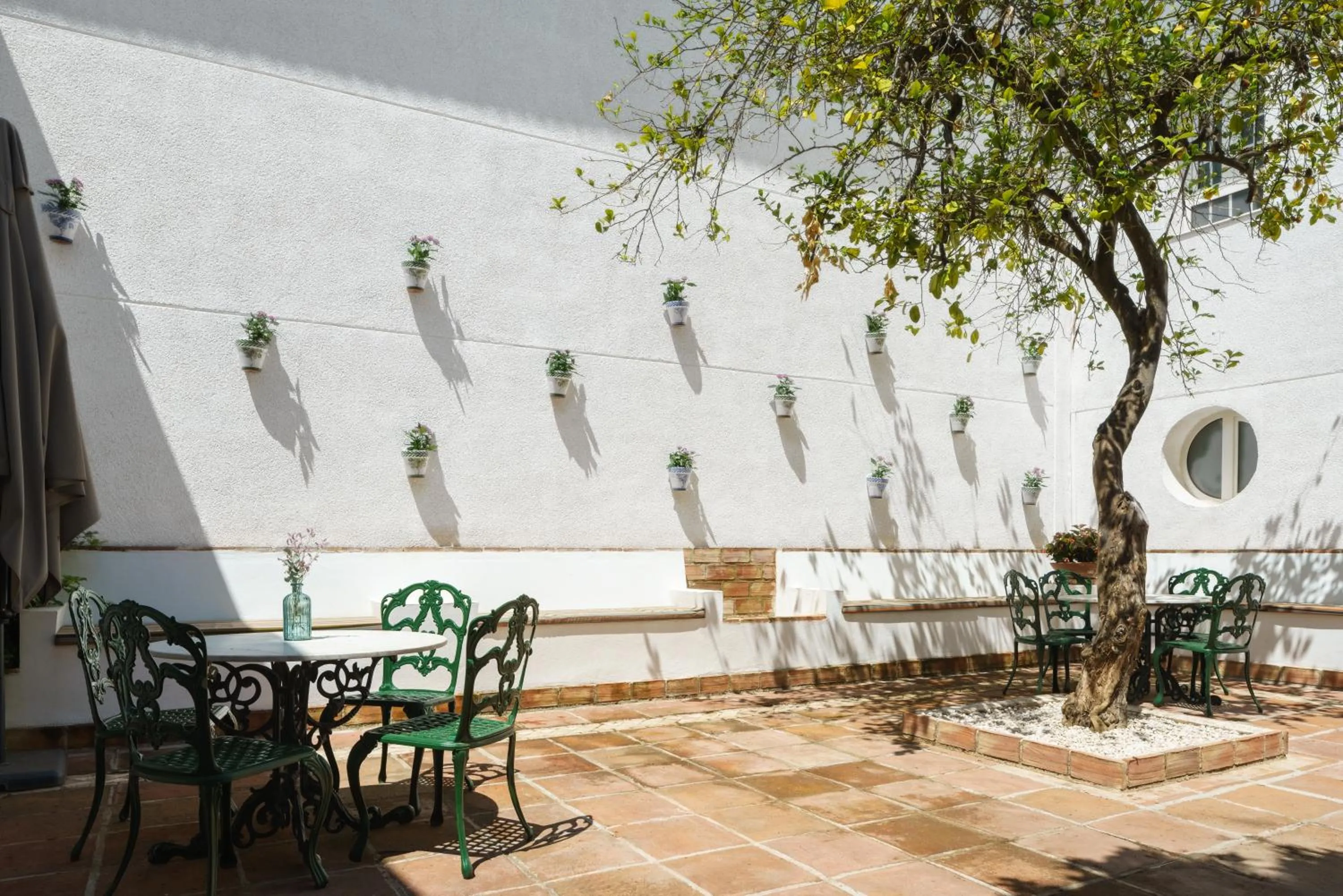 Patio in Crisol Jardines de Córdoba