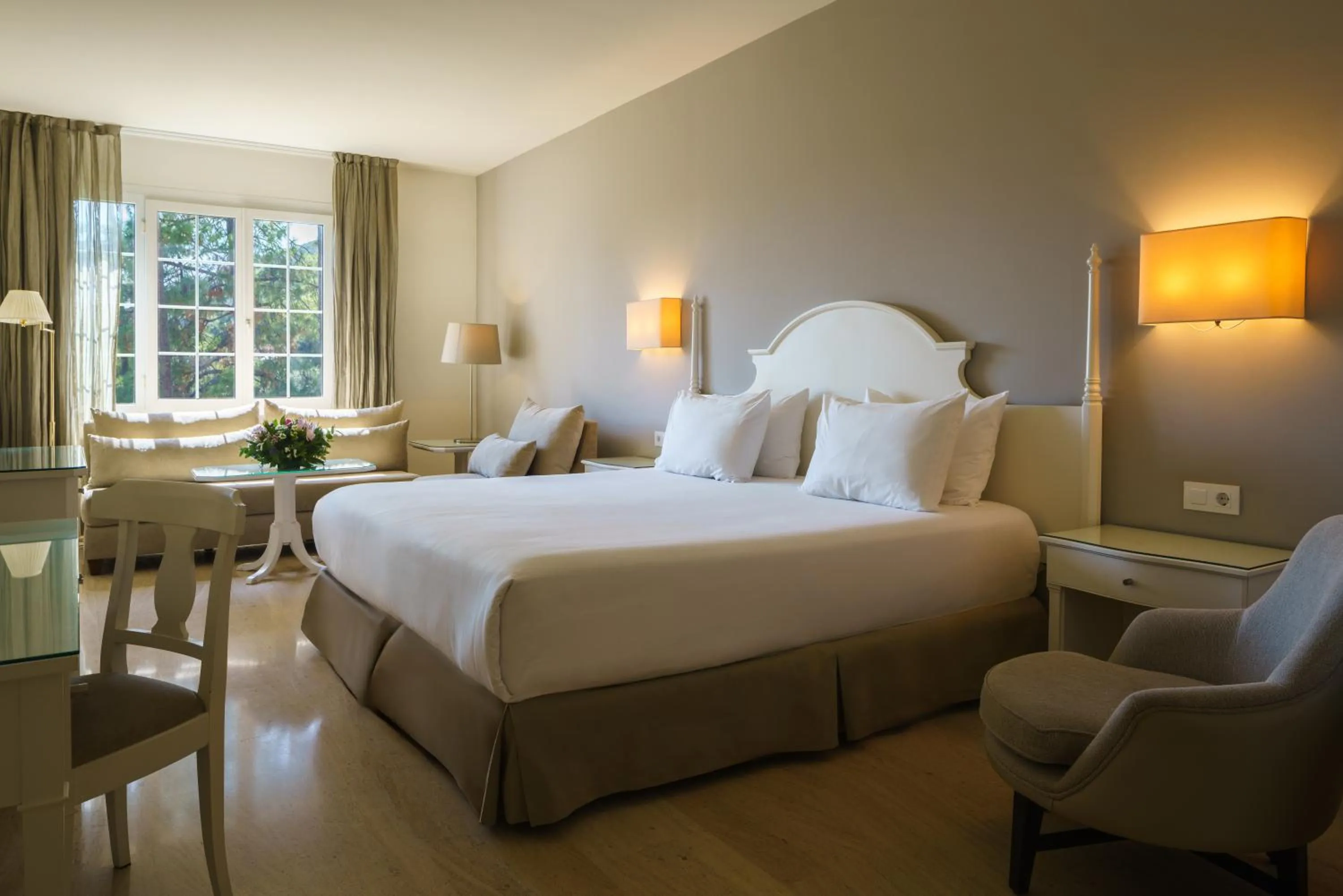 Bed in Crisol Jardines de Córdoba