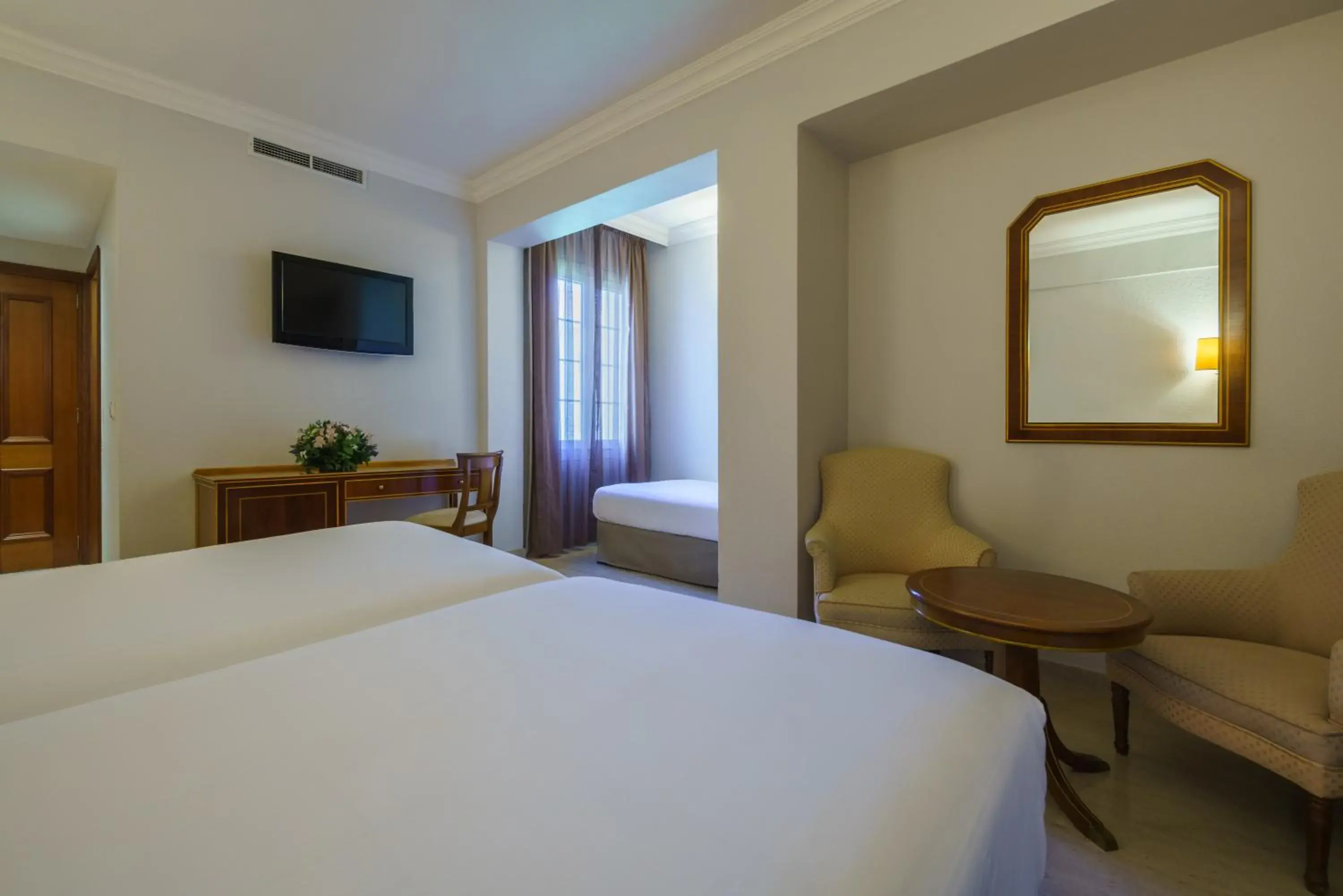 Decorative detail, Bed in Crisol Jardines de Córdoba Decorative detail, Bed in Crisol Jardines de Córdoba