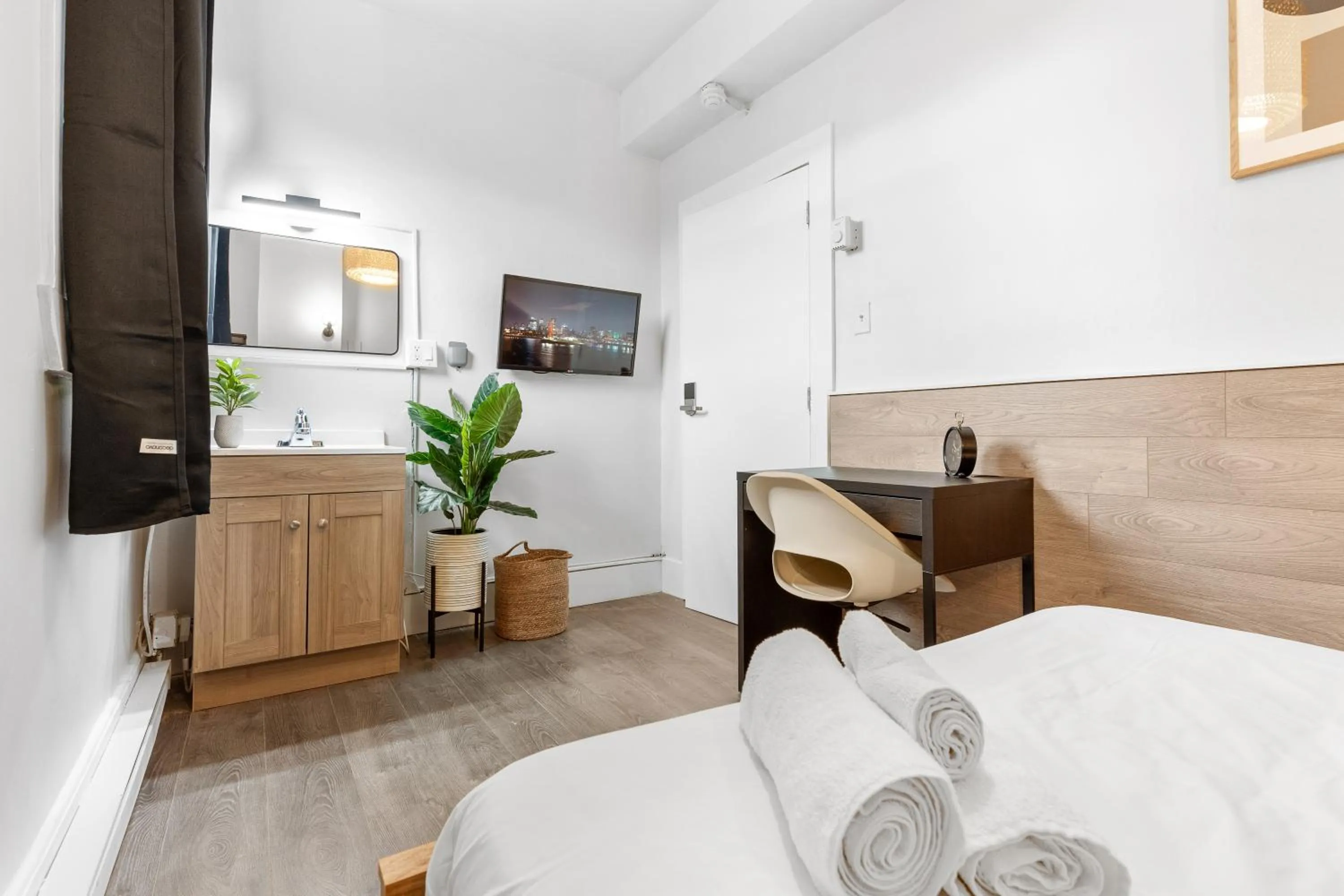 Photo of the whole room, Bed in Le Sand & Stone Hotel