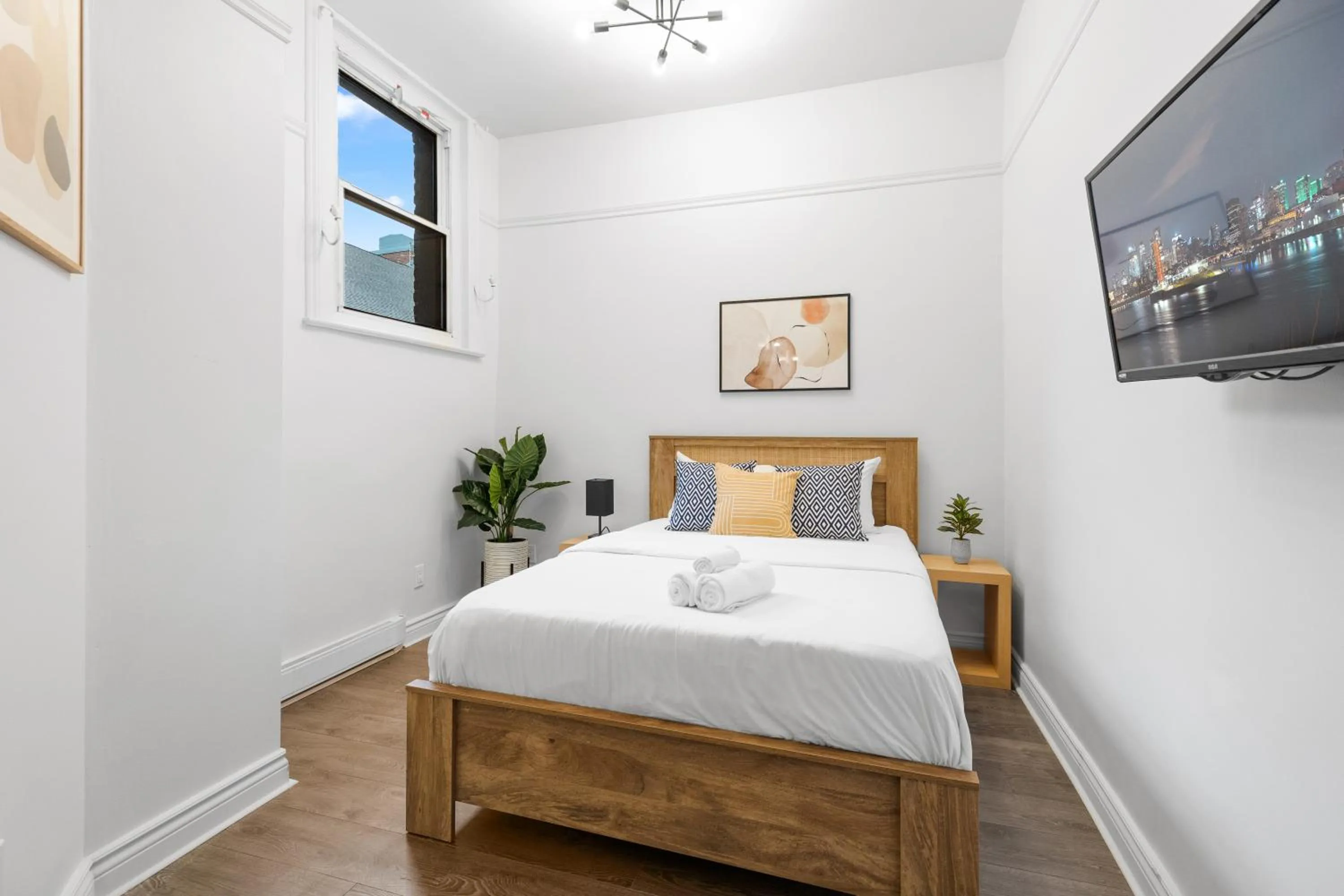 Bed in Le Sand & Stone Hotel