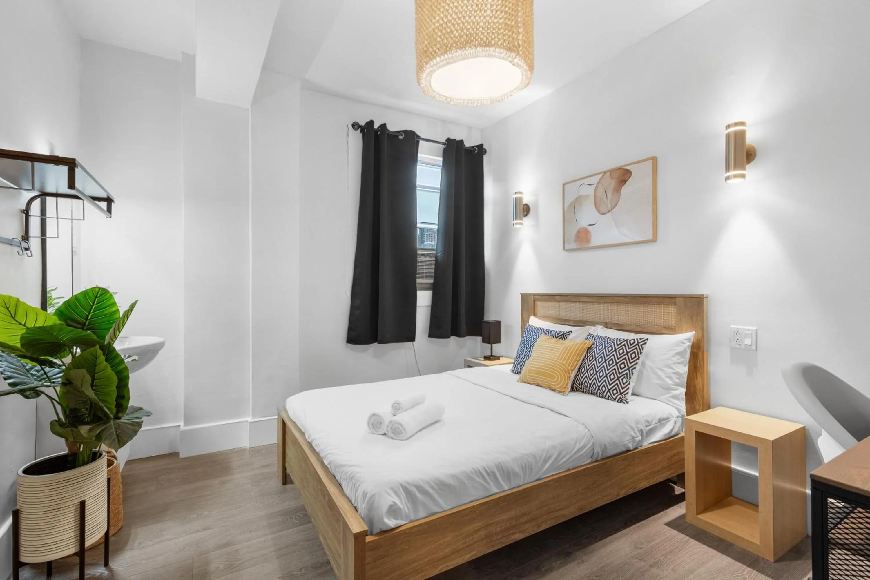 Bed in Le Sand & Stone Hotel