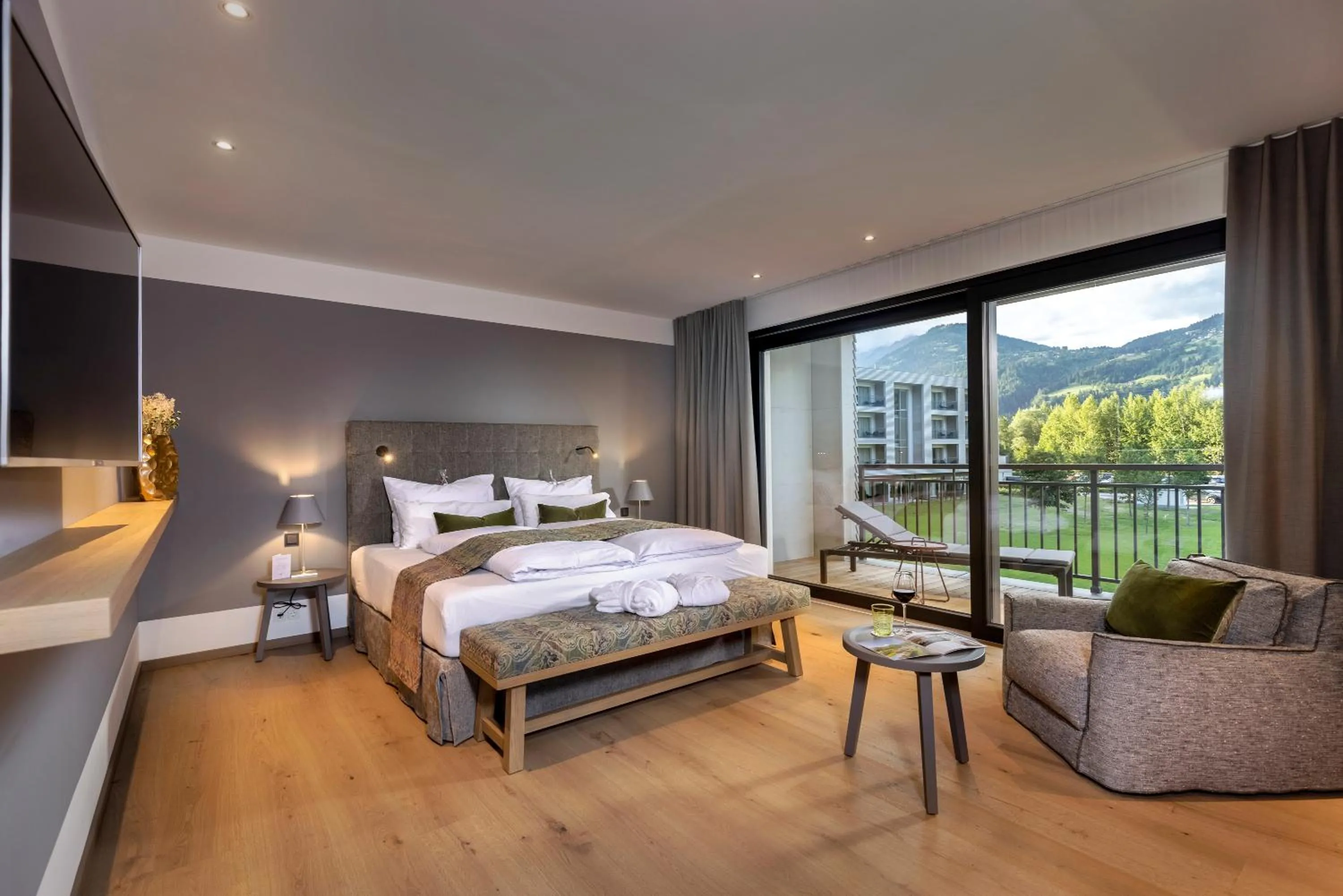 Bedroom, Bed in Dolomitengolf Suites