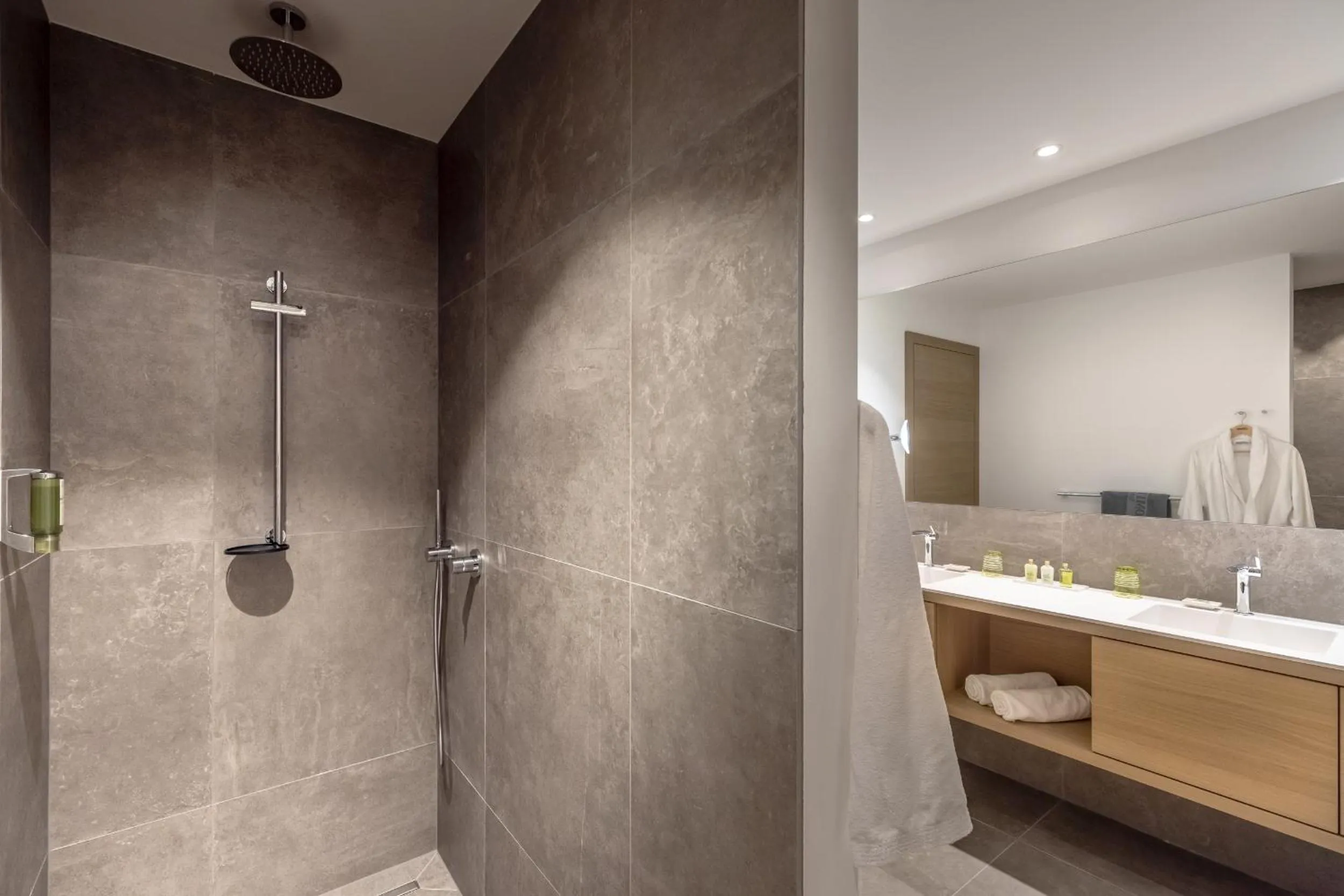 Shower in Dolomitengolf Suites