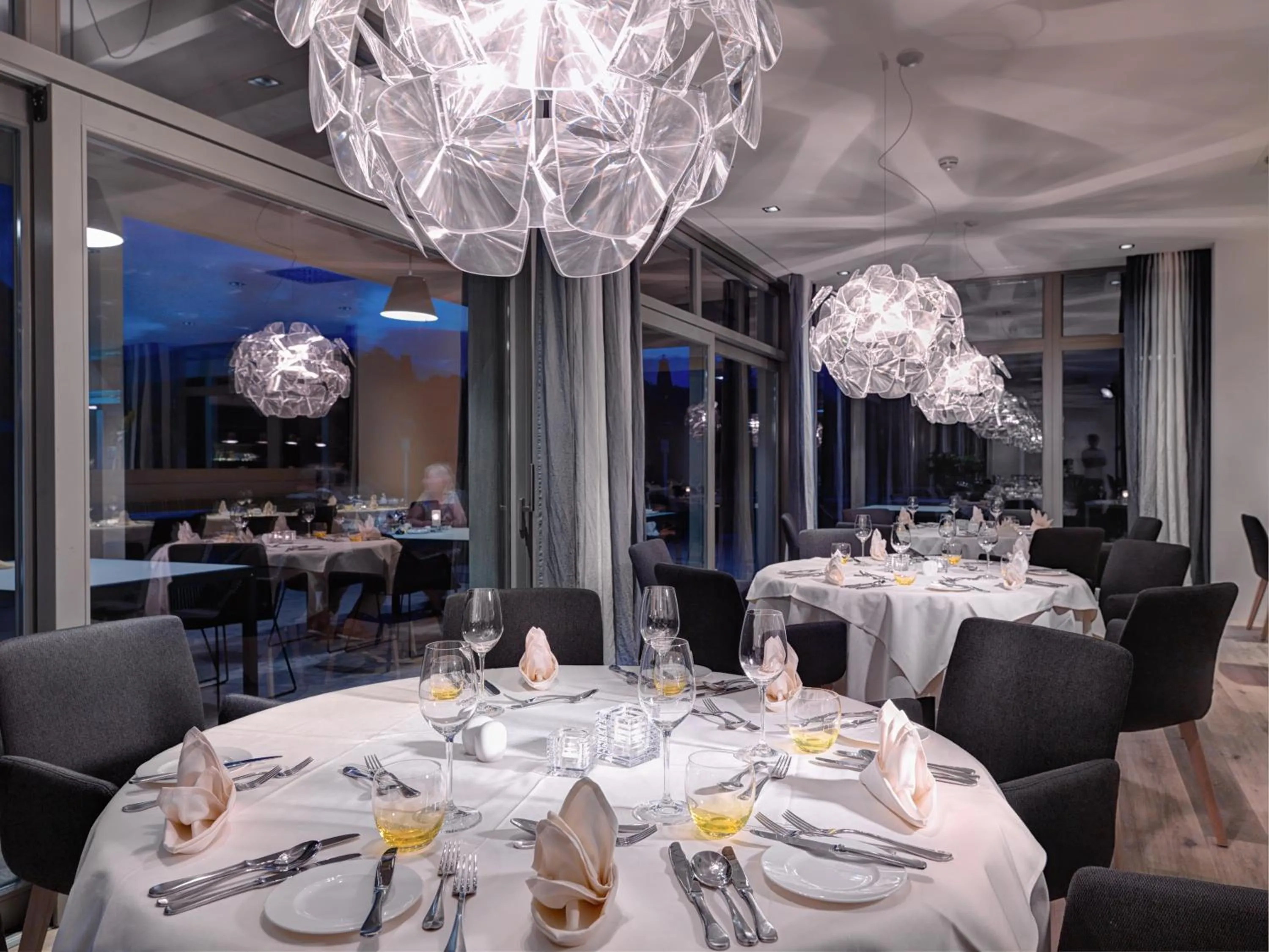 Restaurant/places to eat in Dolomitengolf Suites