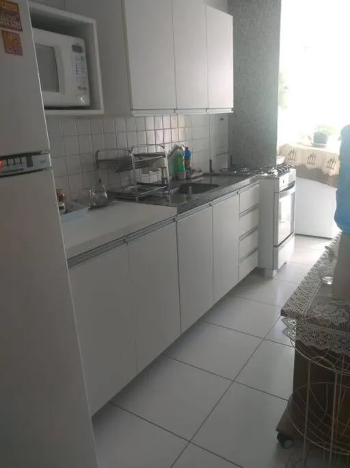 Kitchen or kitchenette in Palm Village Acqua