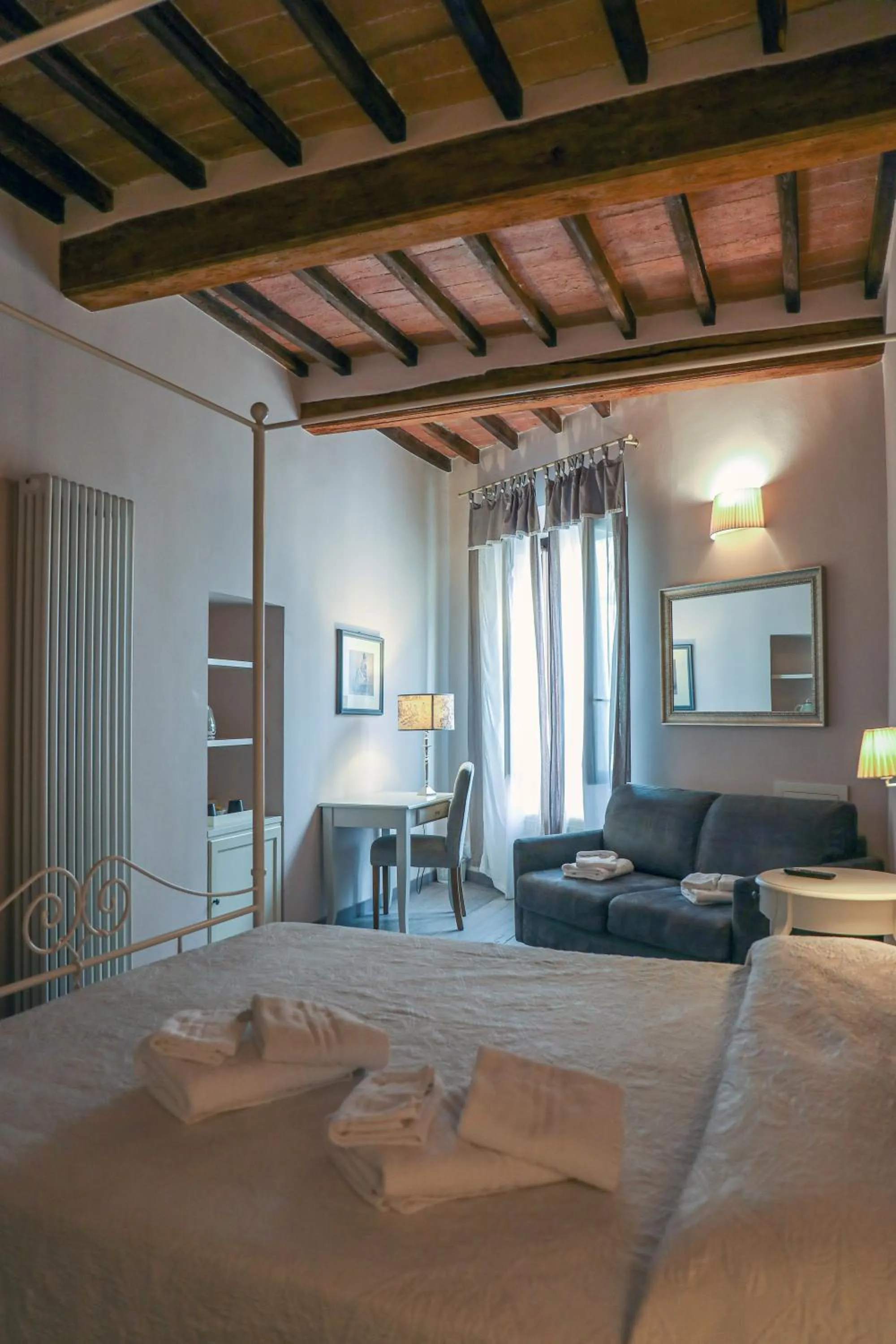 Bedroom, Bed in B&B Il Senesino