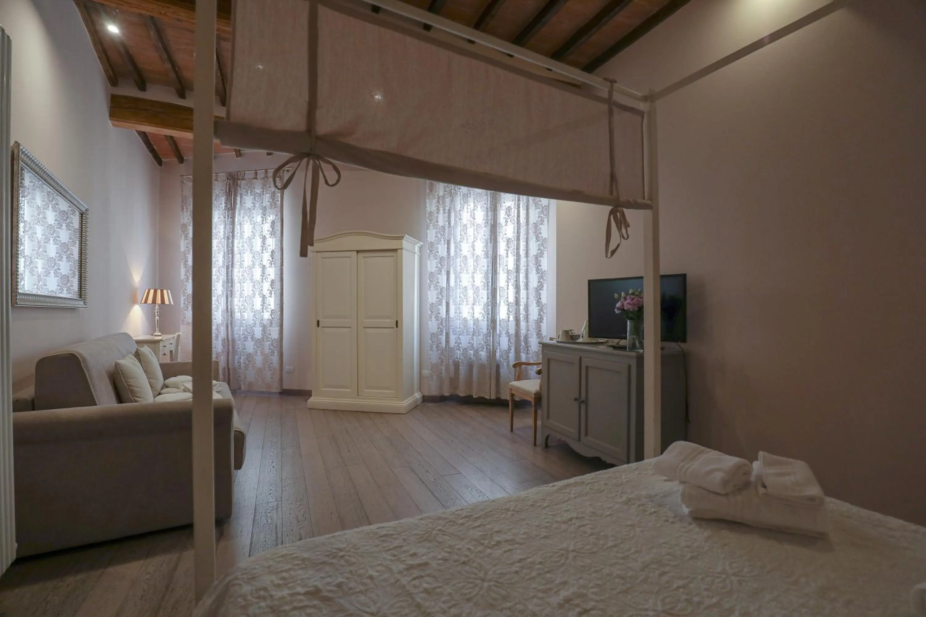 Photo of the whole room, Bed in B&B Il Senesino