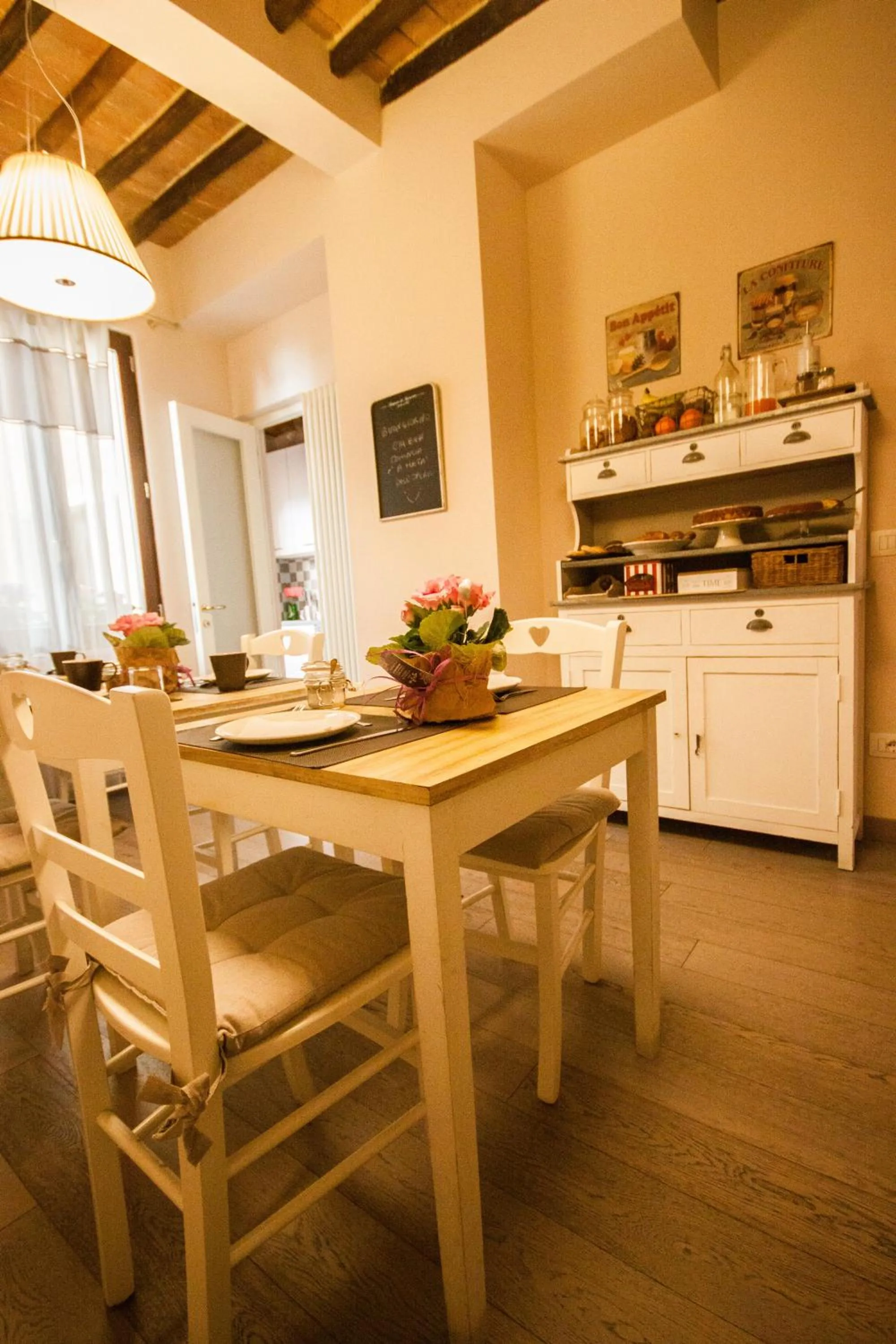 Communal lounge/ TV room in B&B Il Senesino