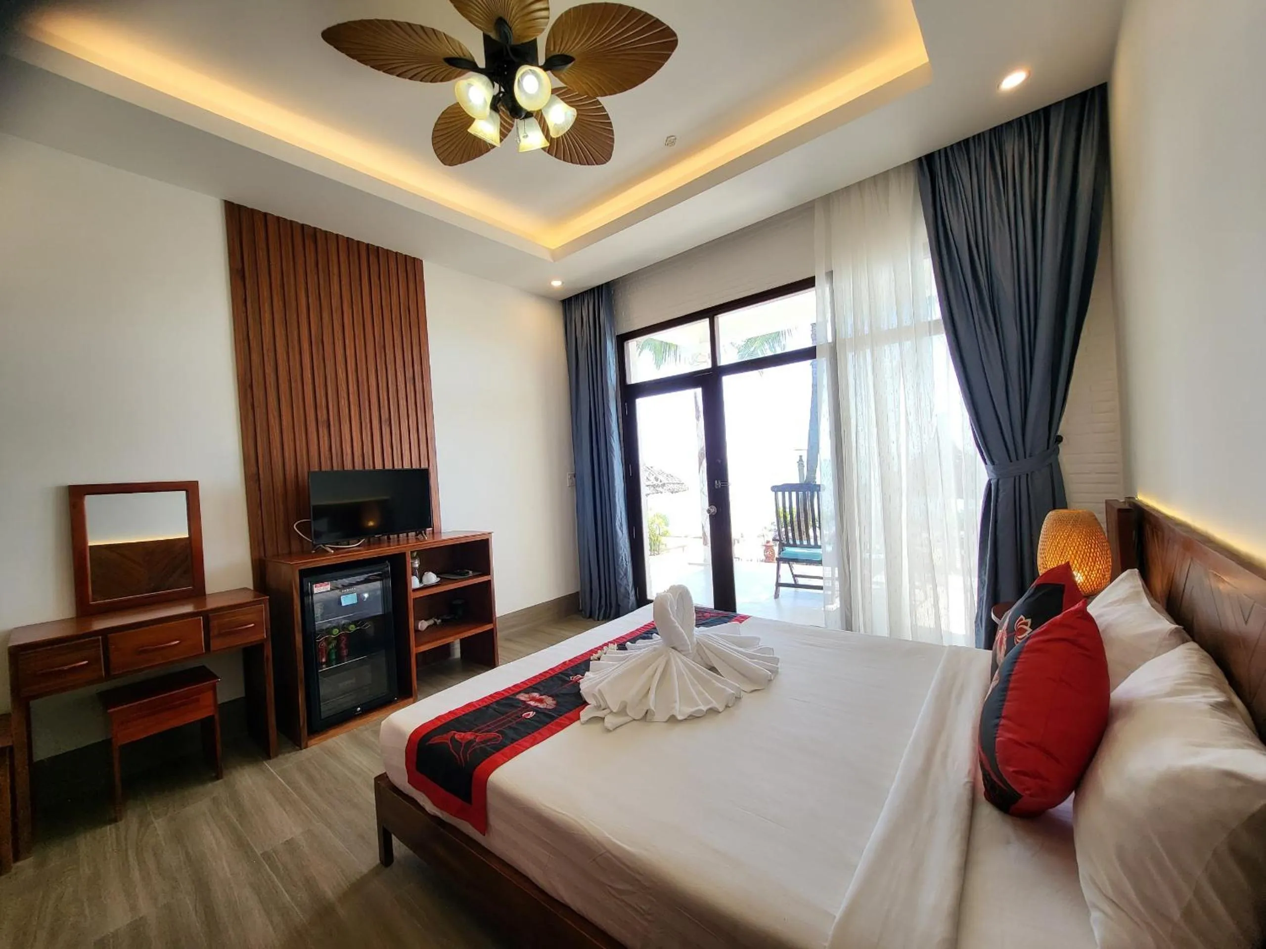 Bed in Ravenala Muine Resort