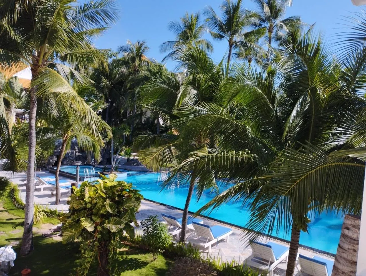 Pool view in Ravenala Muine Resort