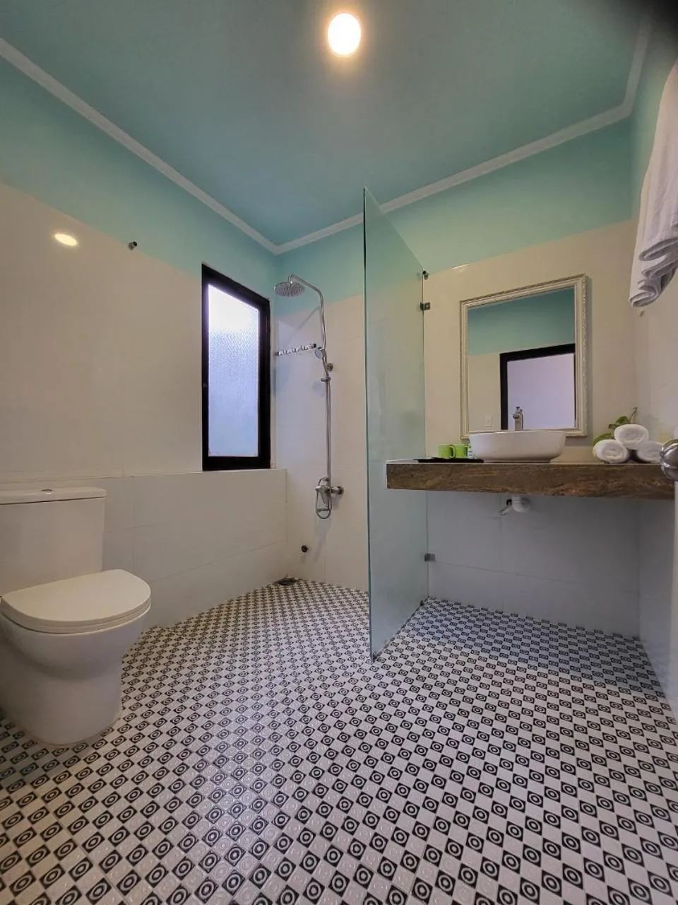 Toilet in Ravenala Muine Resort