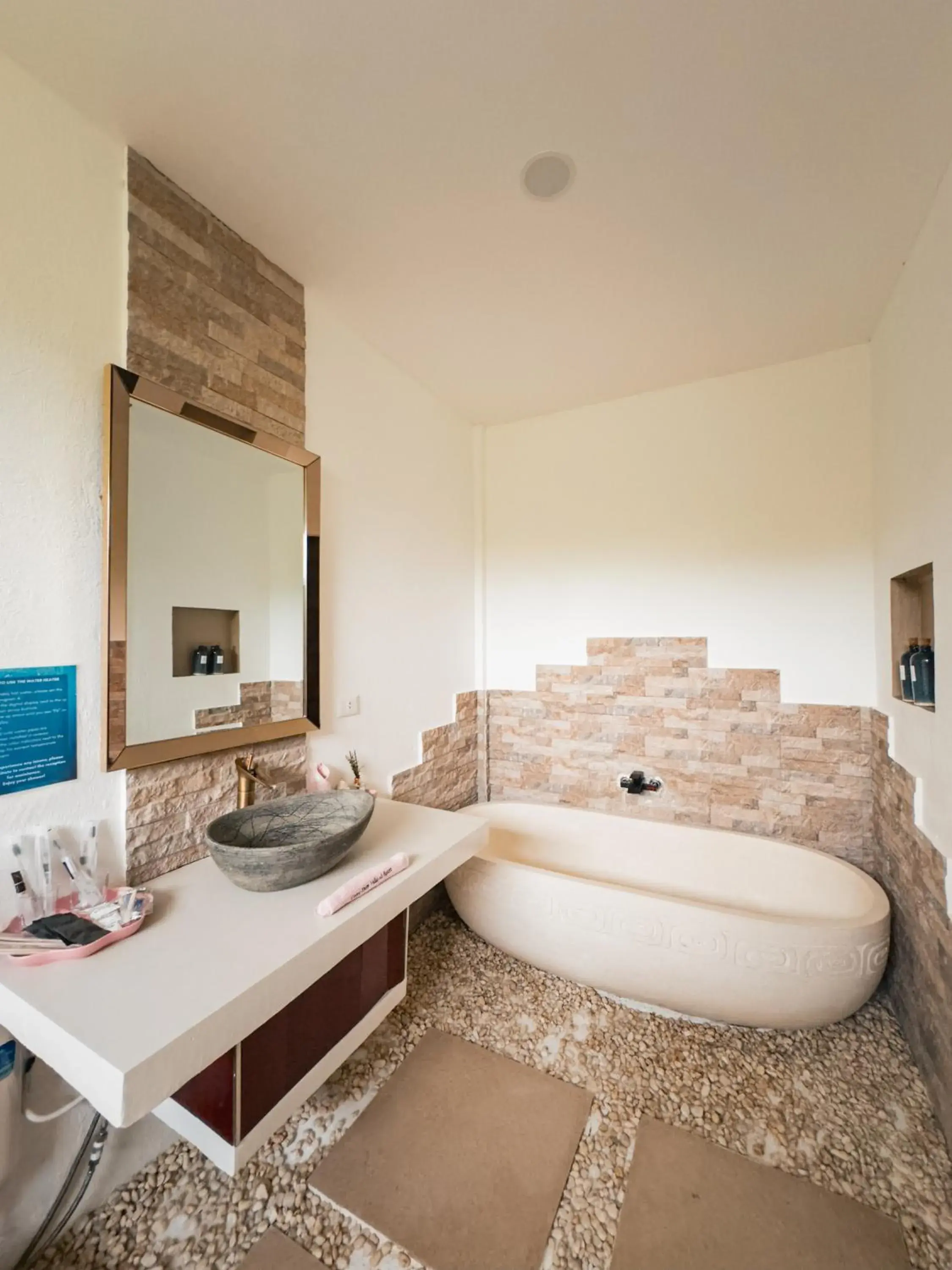 Hot Tub, Bed in Carpe Diem Villas & Resort Dive & Stay resort Hot Tub, Bed in Carpe Diem Villas & Resort Dive & Stay resort