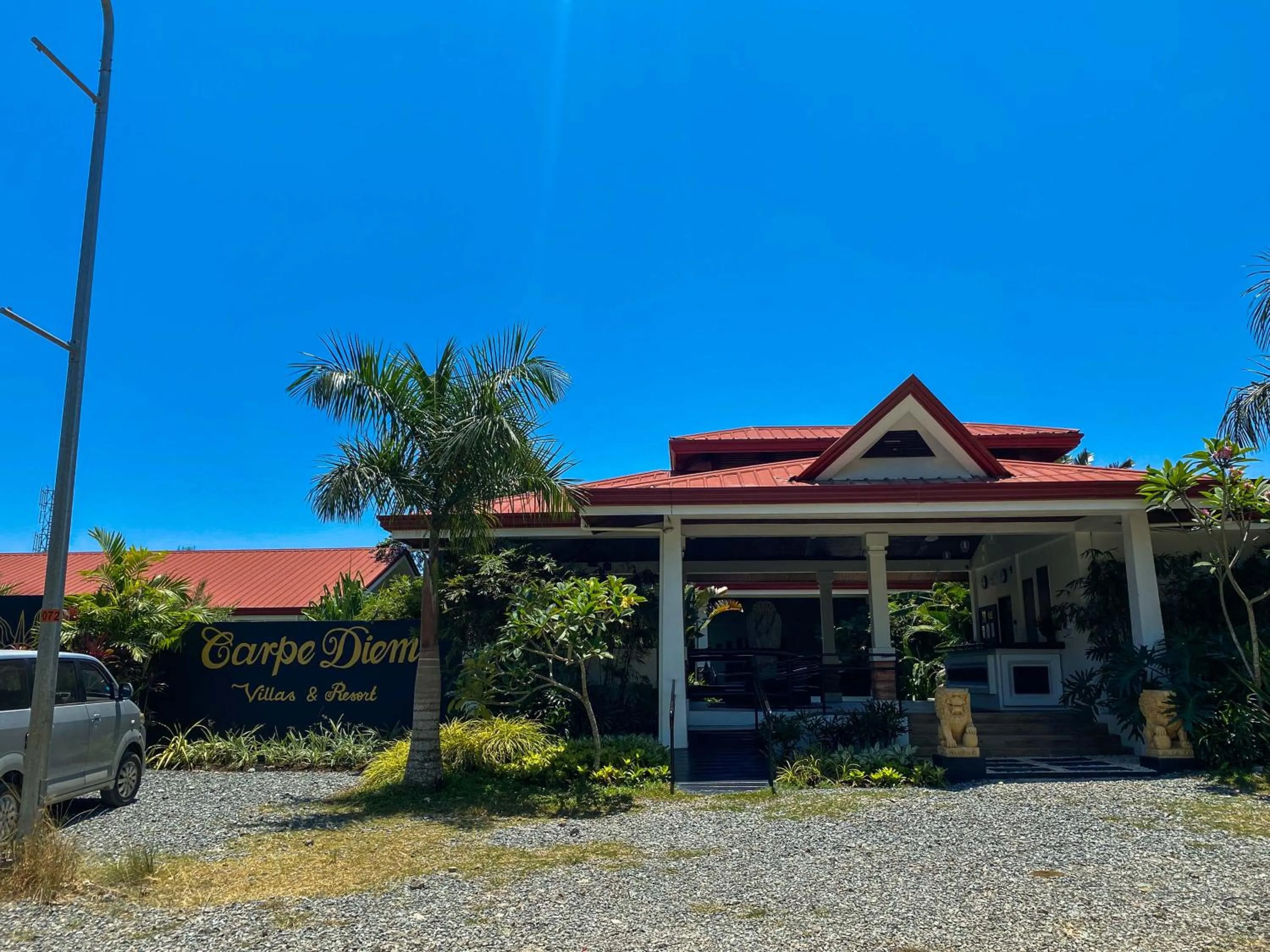 Parking in Carpe Diem Villas & Resort