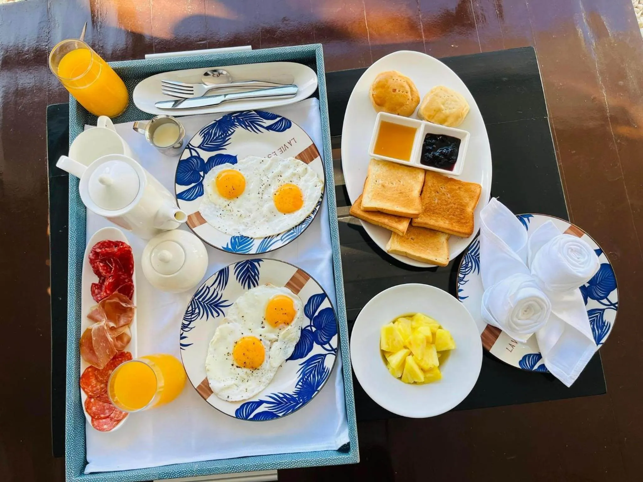 Breakfast in Carpe Diem Villas & Resort