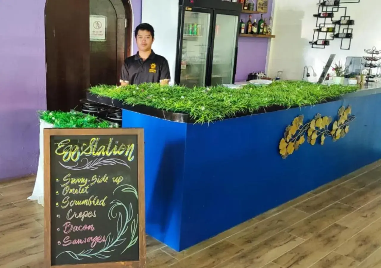 Breakfast in Carpe Diem Villas & Resort Dive & Stay resort Breakfast in Carpe Diem Villas & Resort Dive & Stay resort