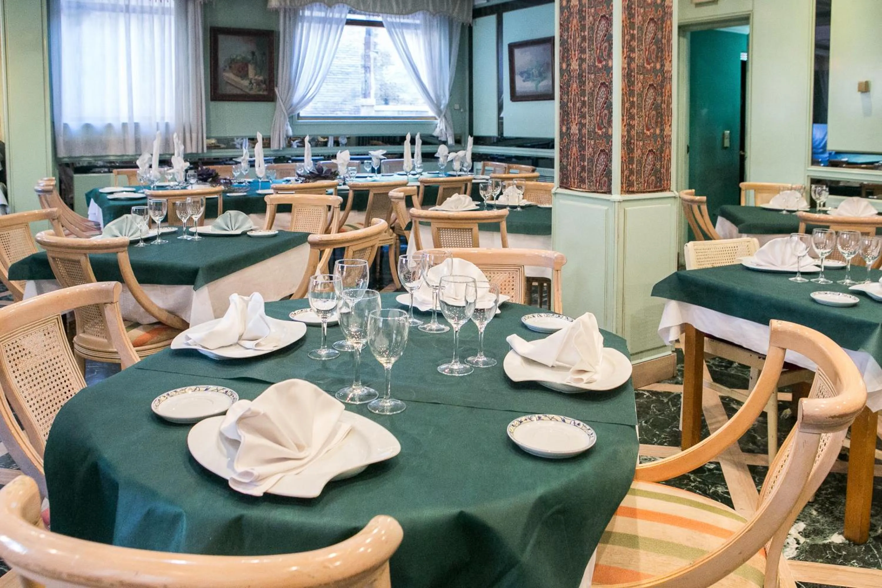 Dining area in Hotel Tibur